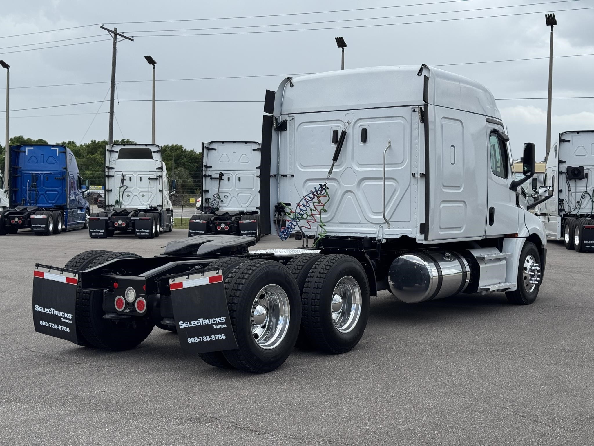 2022 Freightliner — photo 9
