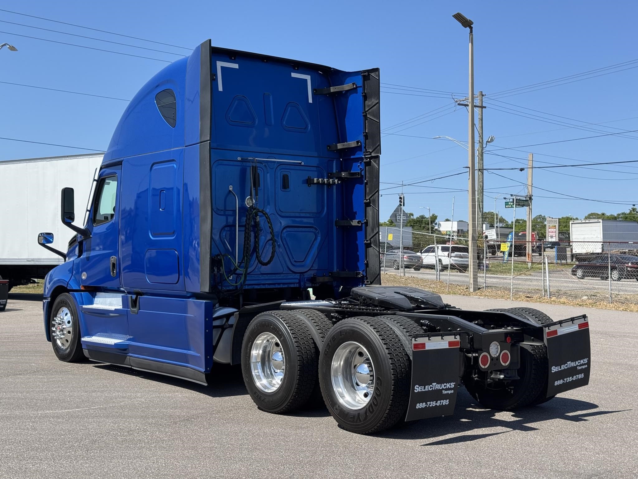 2022 Freightliner — photo 11