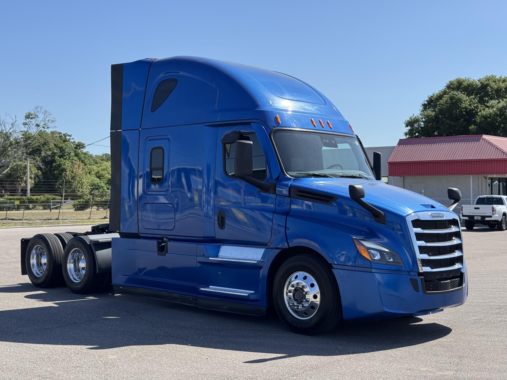 2022 Freightliner — photo 8