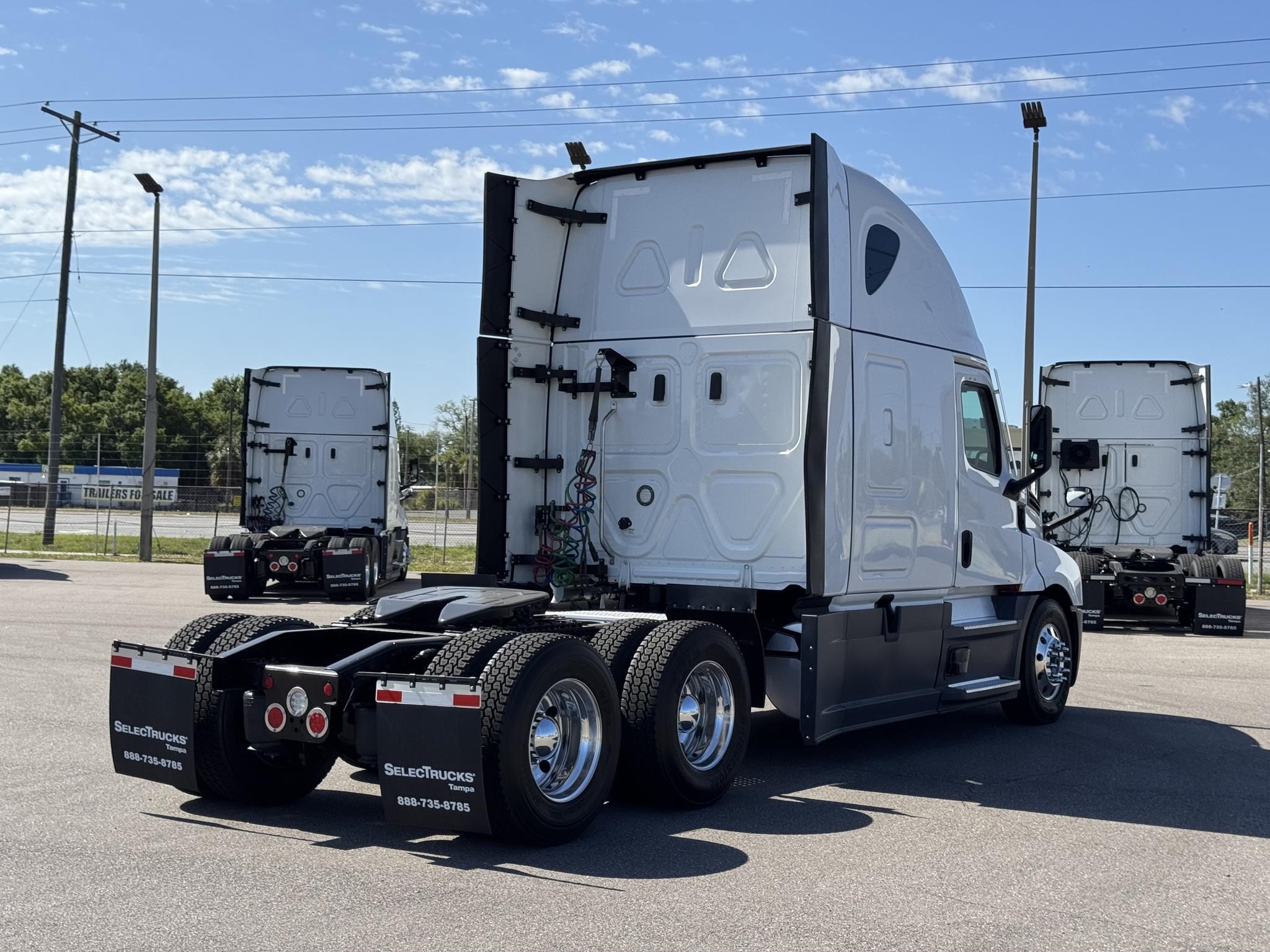 2024 Freightliner — photo 9