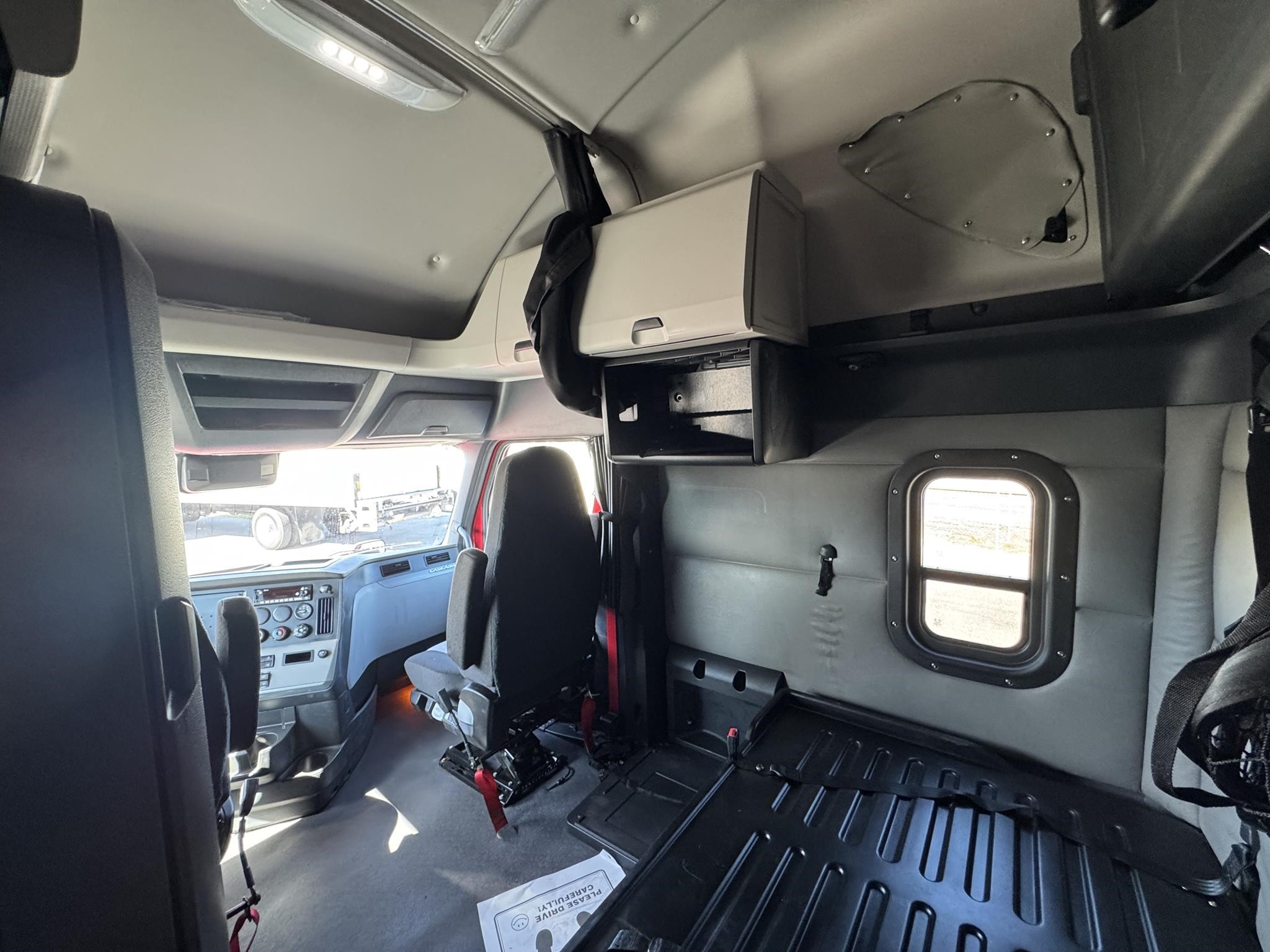 2022 Freightliner — photo 4