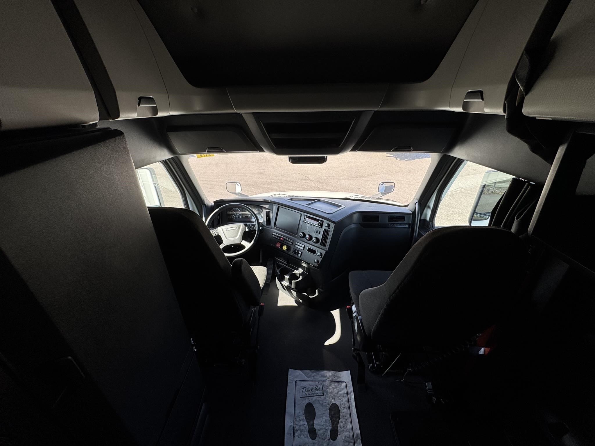 2023 Freightliner — photo 6
