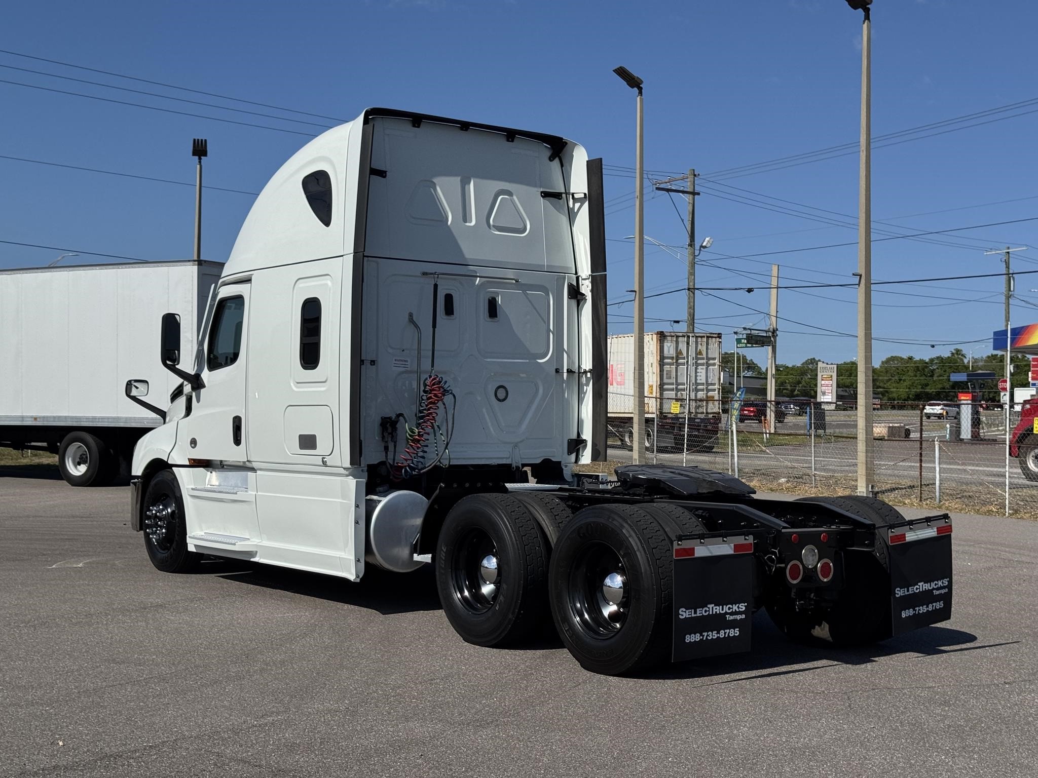 2023 Freightliner — photo 10