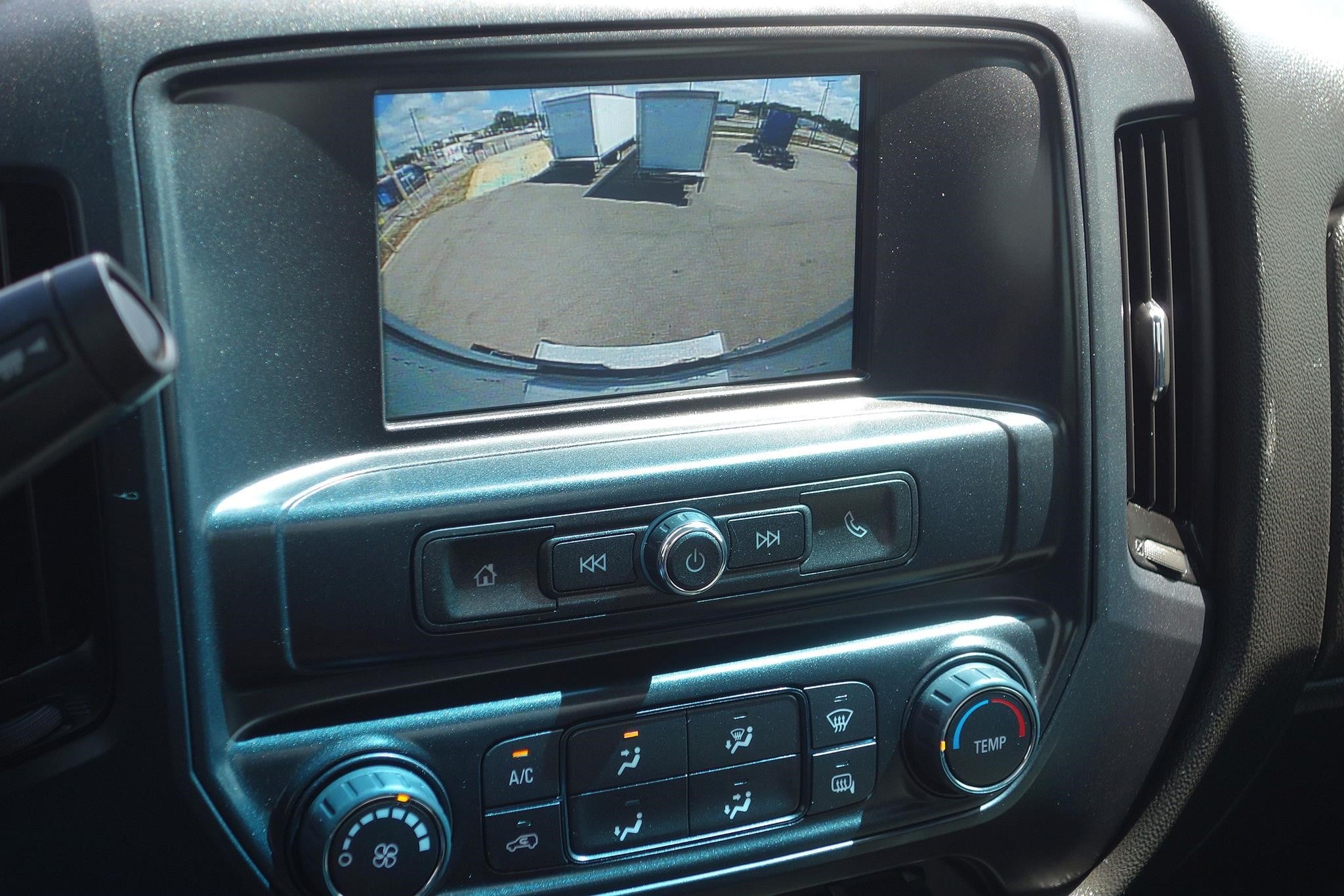 2022 Chevrolet — photo 4