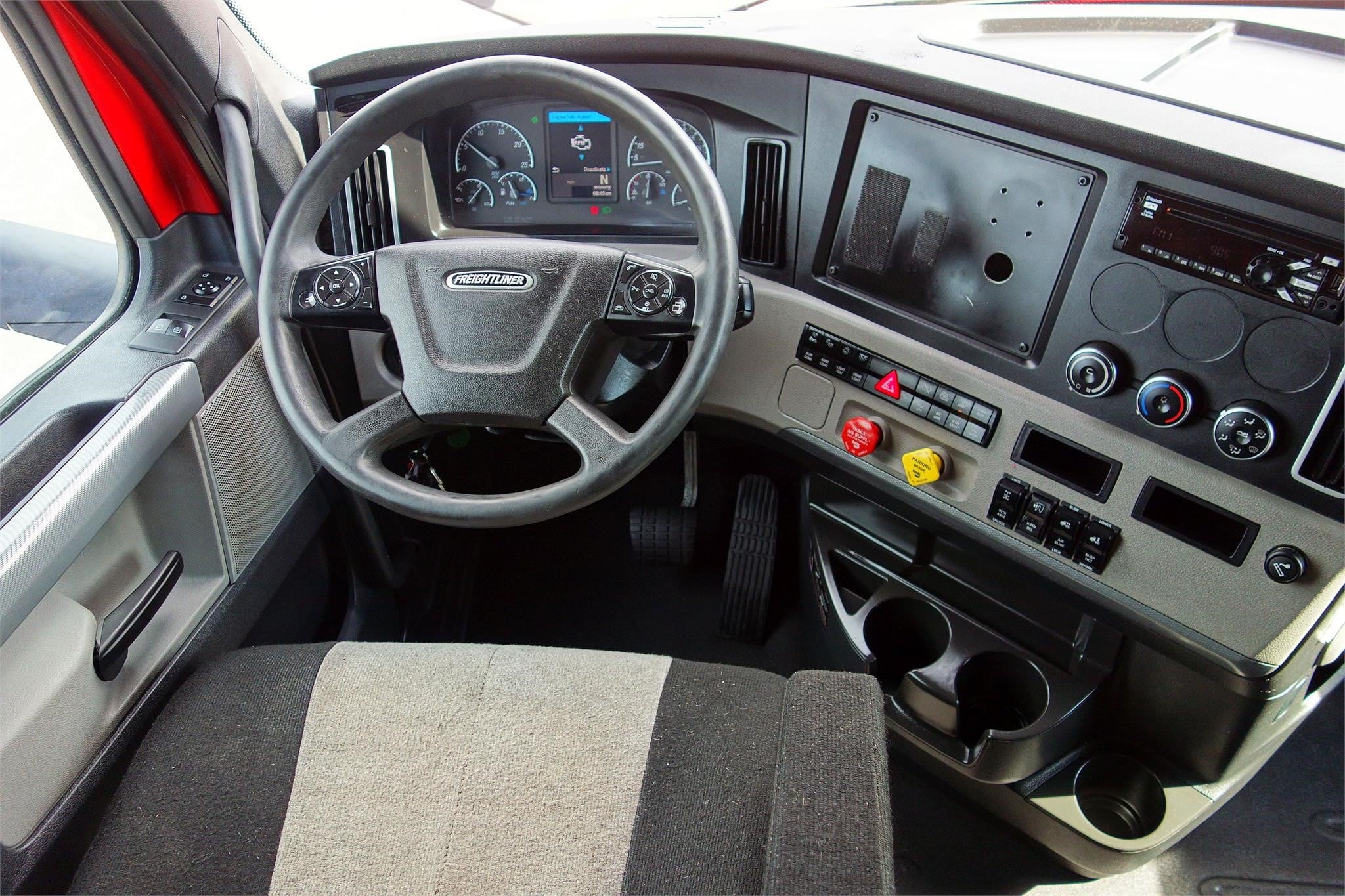 2023 Freightliner — photo 4