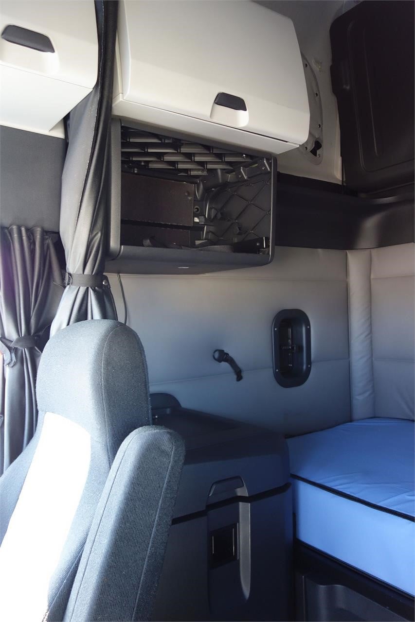 2023 Freightliner — photo 5