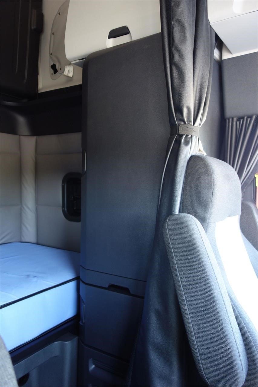 2023 Freightliner — photo 8