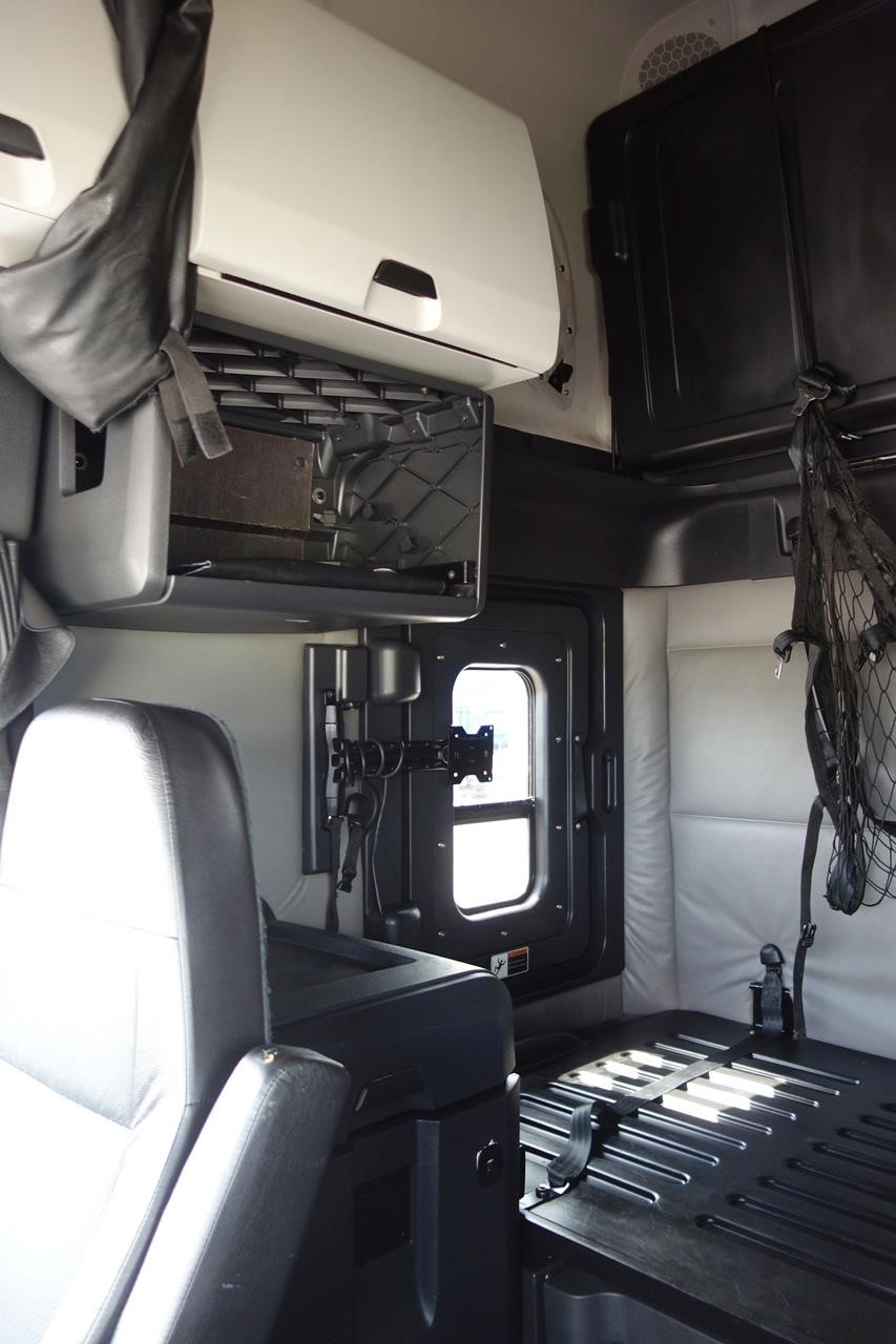 2022 Freightliner — photo 5