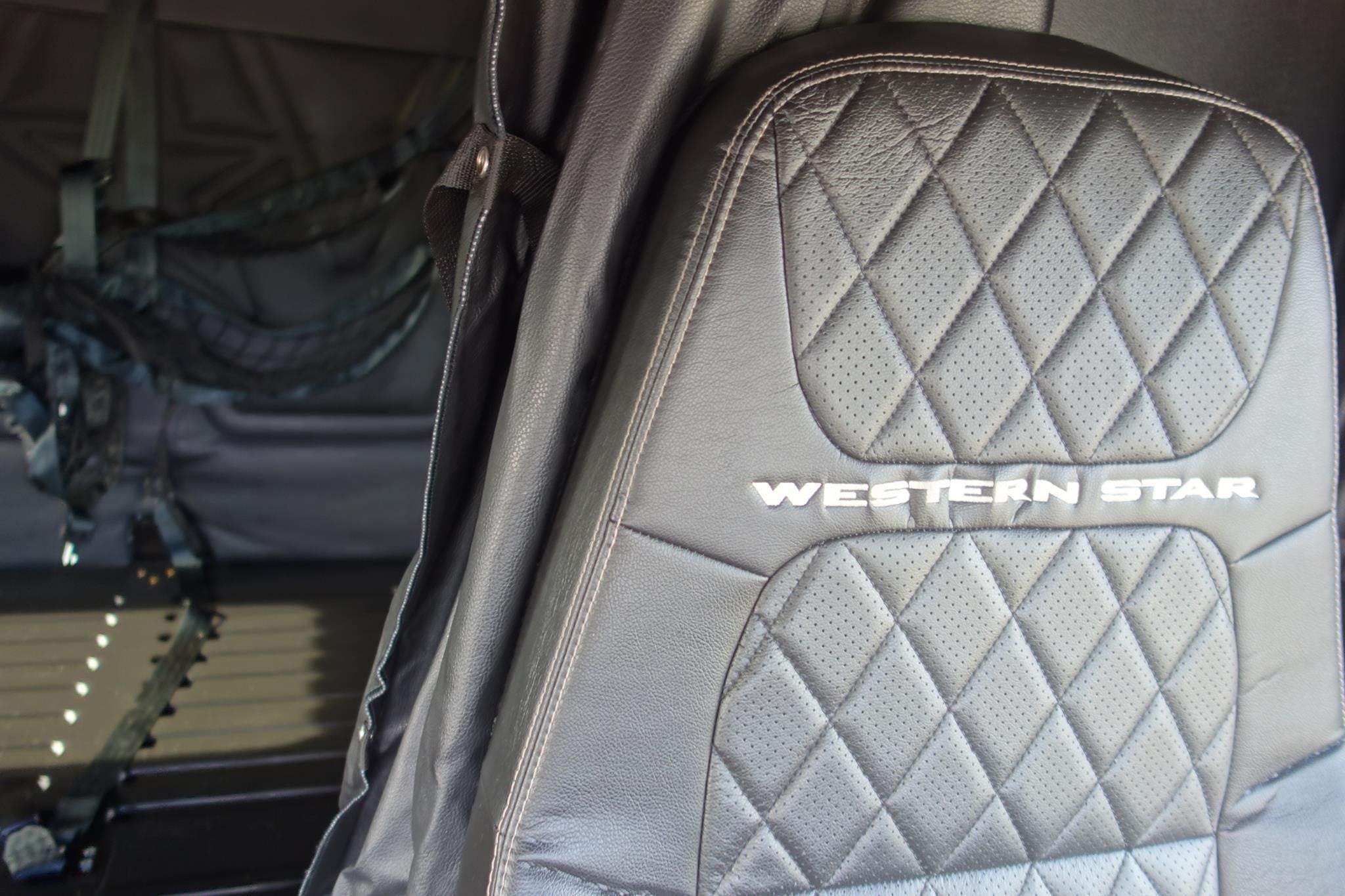 2024 Western Star — photo 4