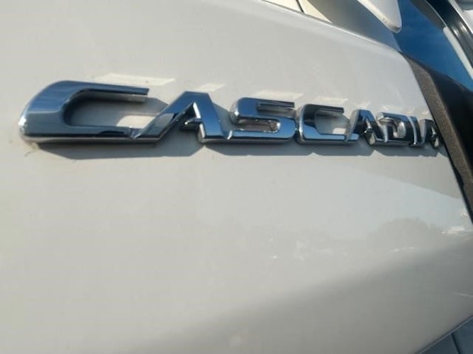 2021 Freightliner Cascadia 126" Sleeper Cab photo 4