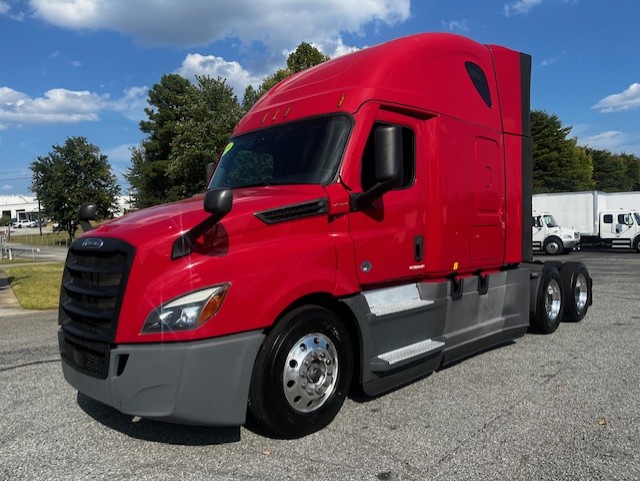 2021 Freightliner Cascadia in Greensboro, NC