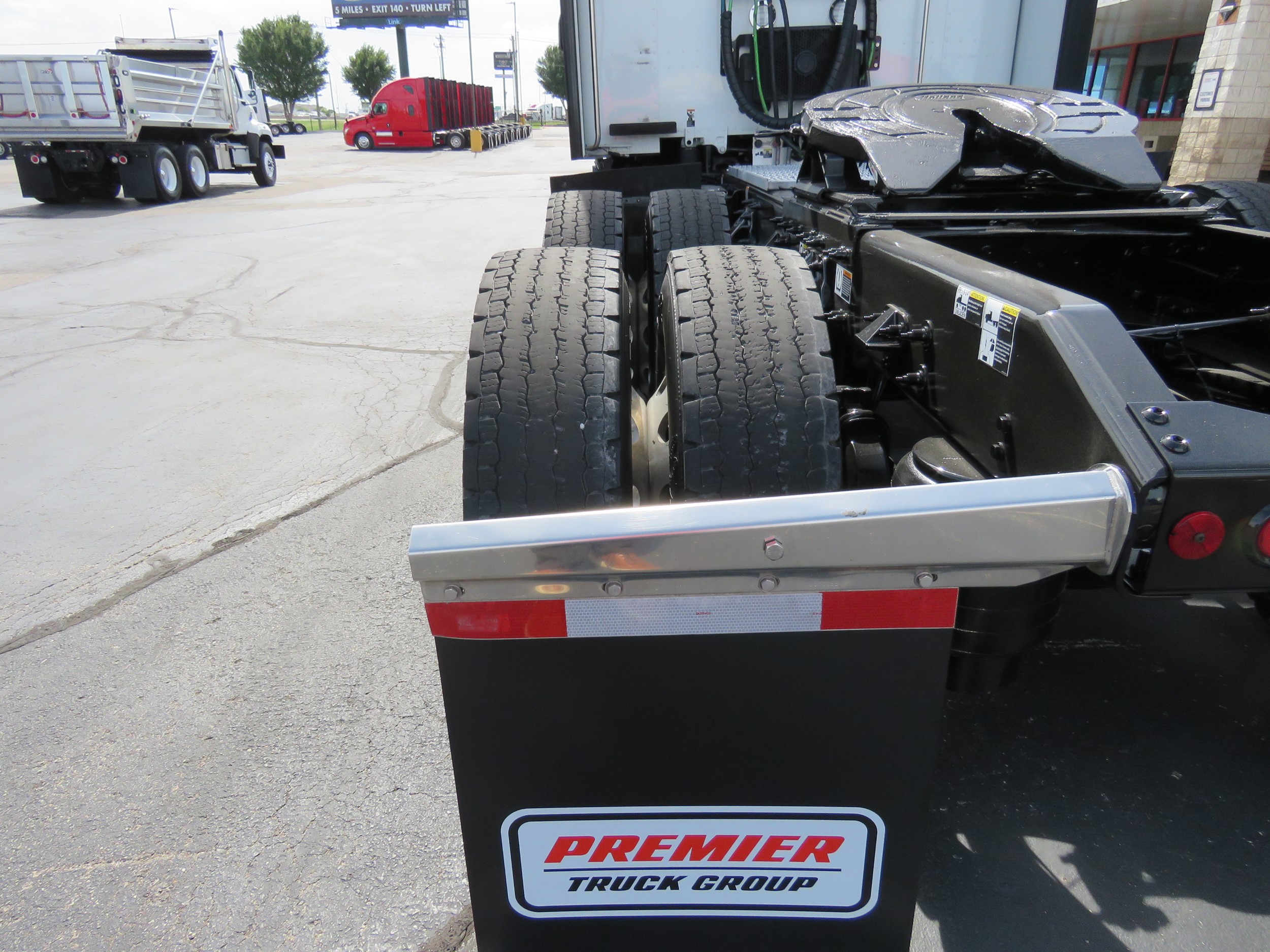 2024 Peterbilt 579 — photo 4