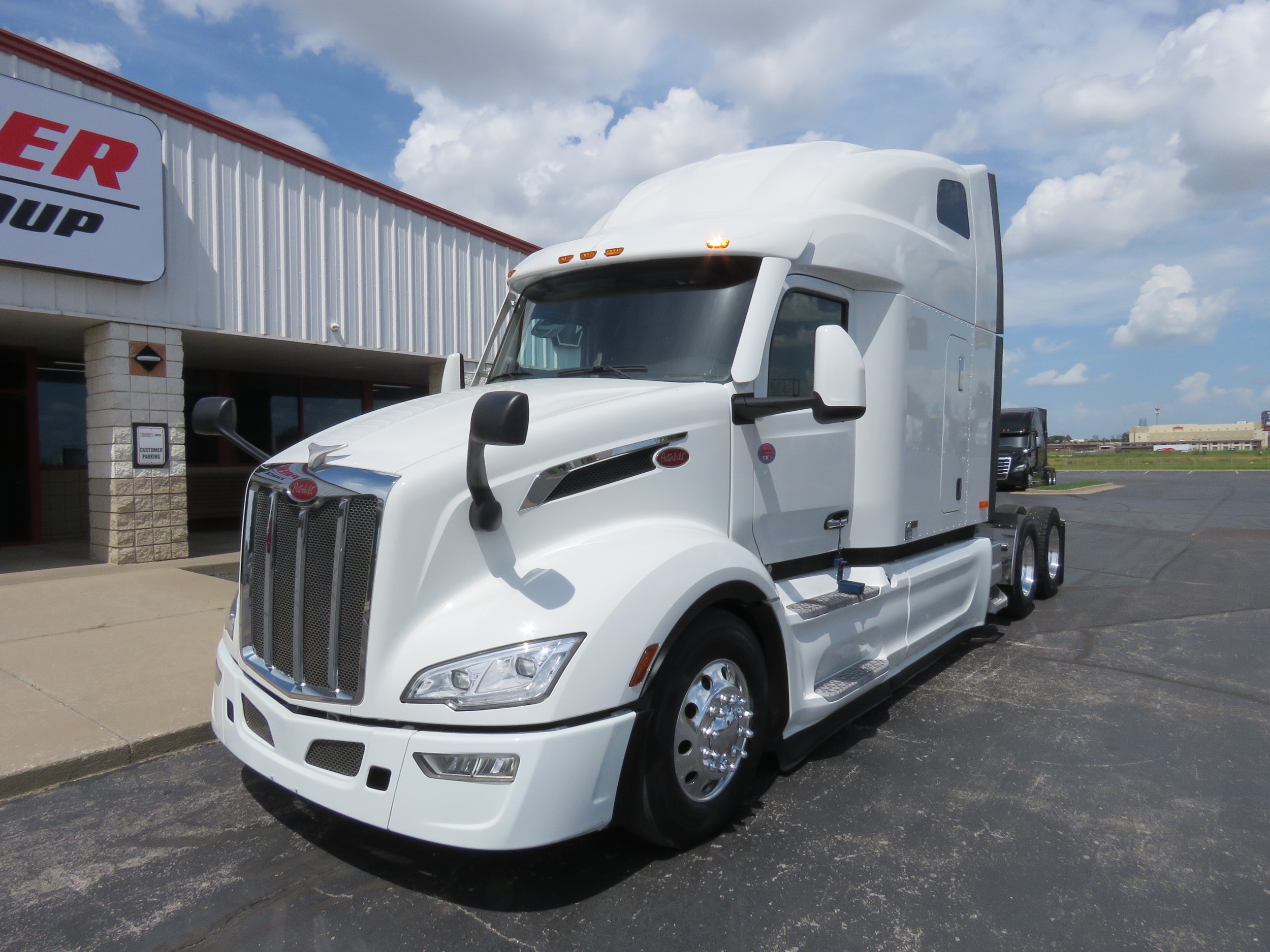 2024 Peterbilt 579