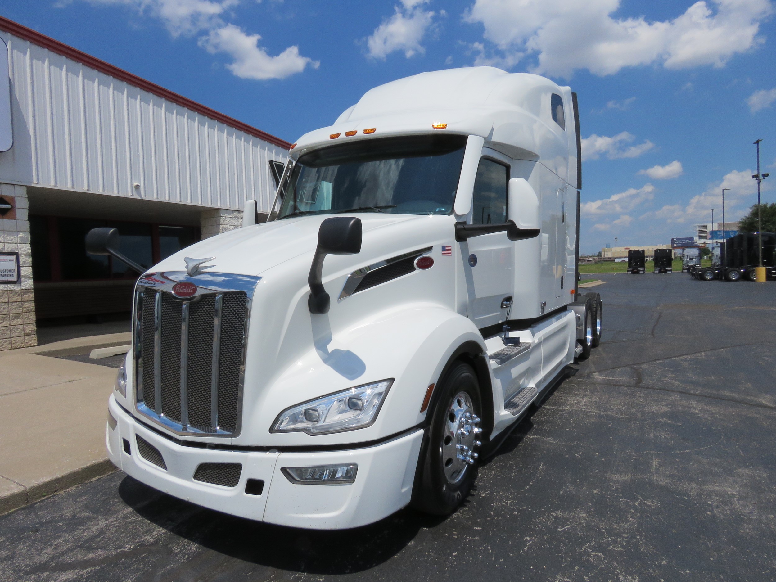 2024 Peterbilt 579