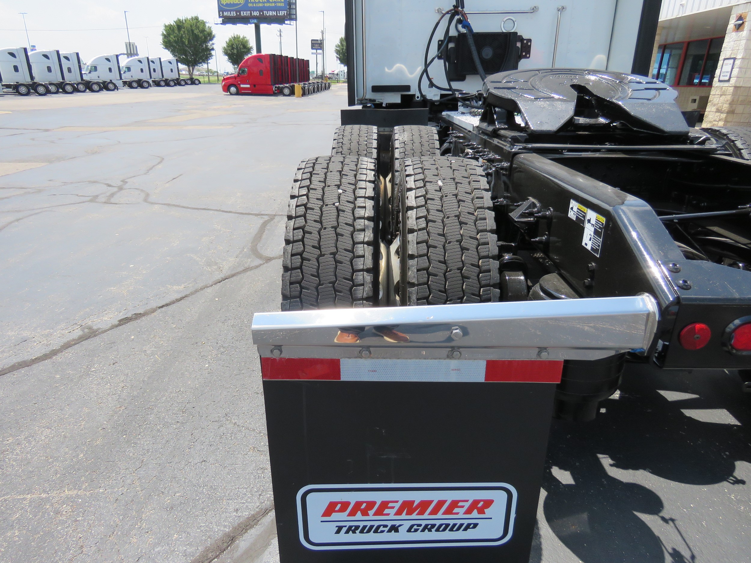 2024 Peterbilt 579 — photo 4