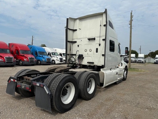 2019 International LT625 LT photo 3