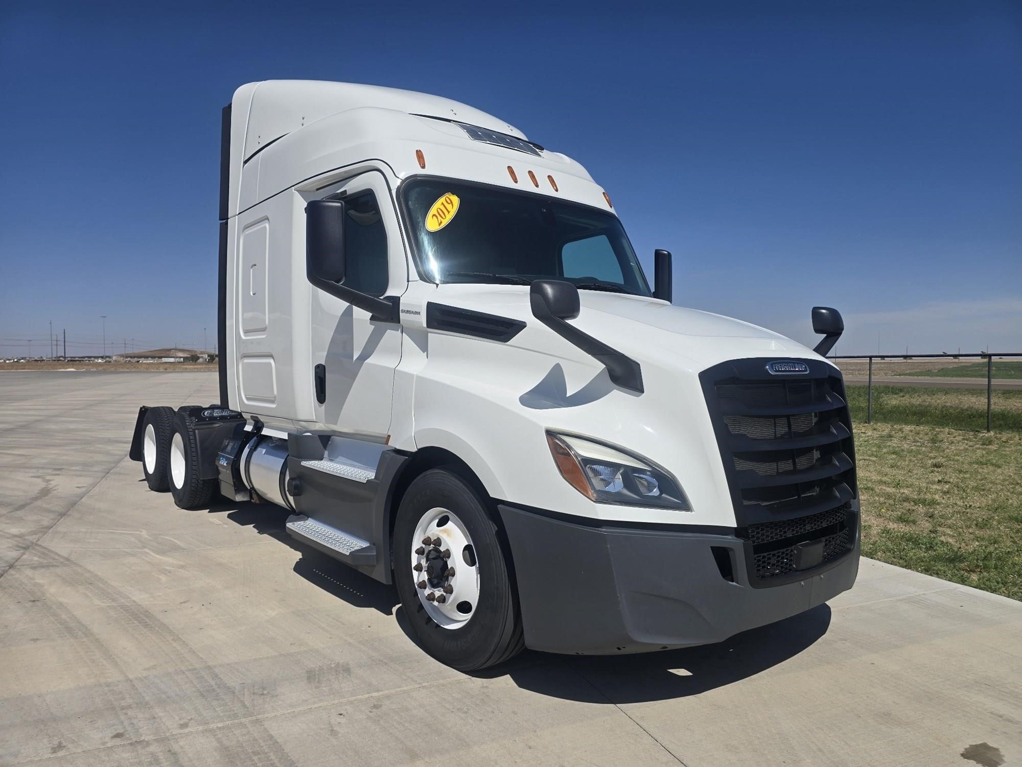2019 Freightliner Cascadia — photo 5