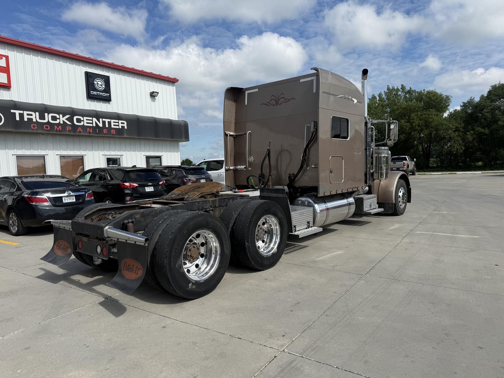 2007 Peterbilt 379 — photo 6
