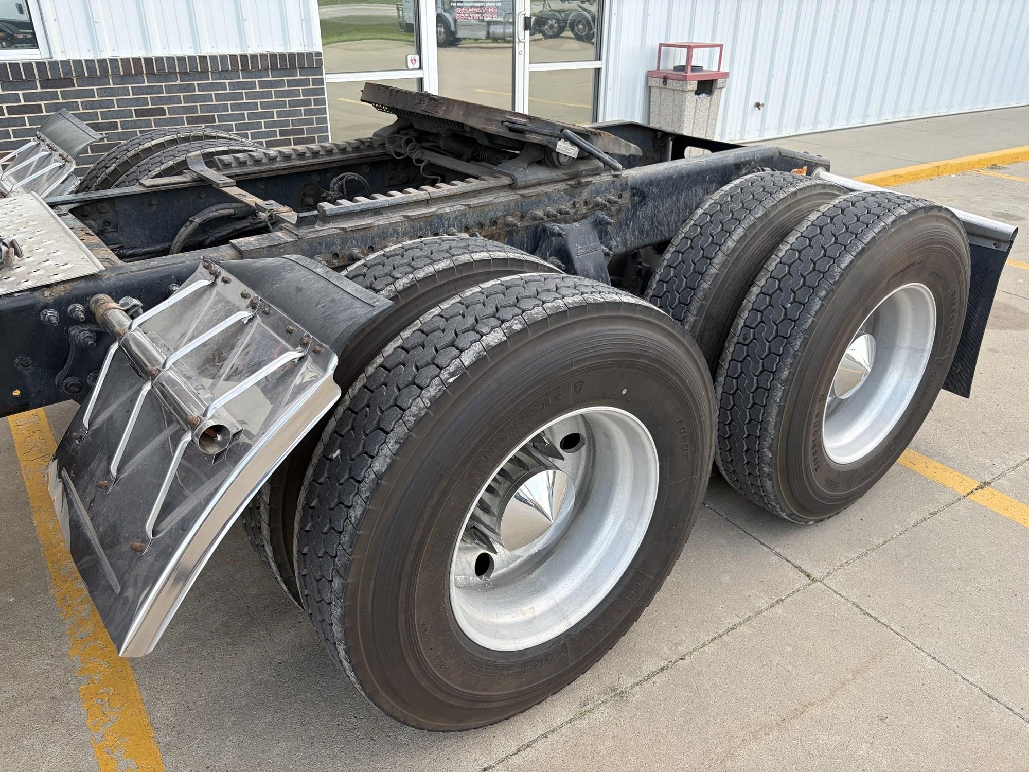 2016 Freightliner Coronado — photo 8