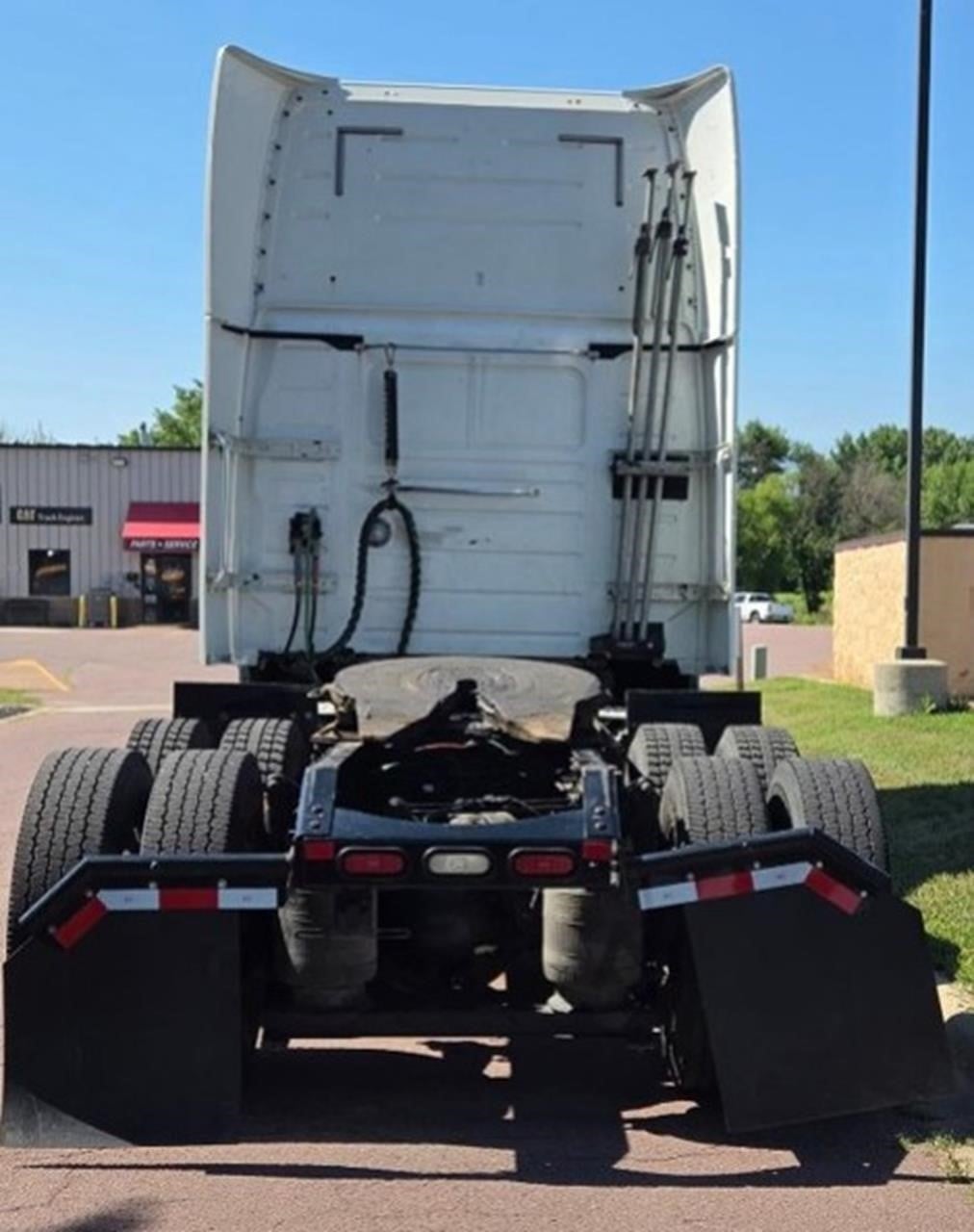 2018 Volvo VNL 860 — photo 3