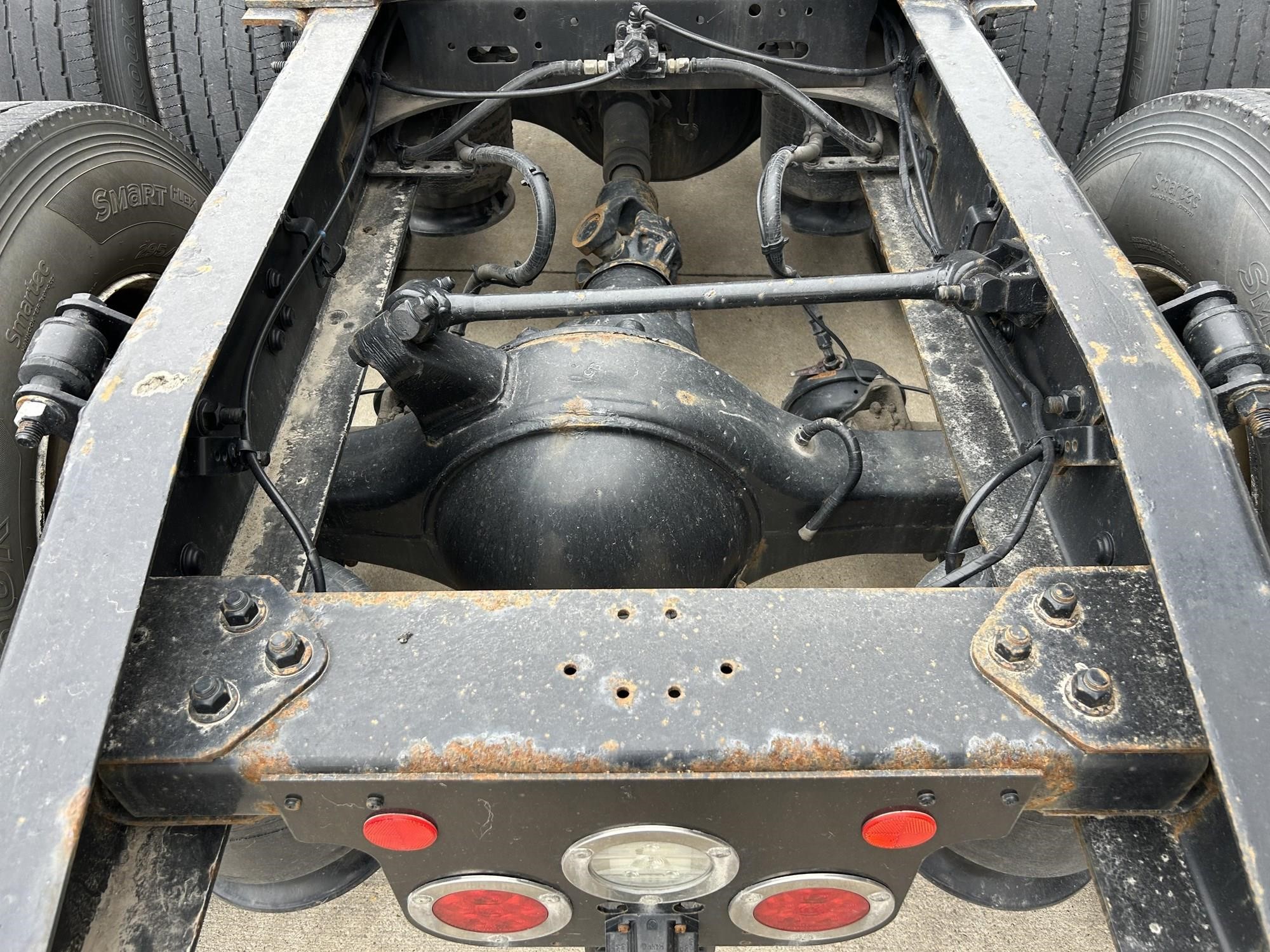 2018 Freightliner Cascadia — photo 7