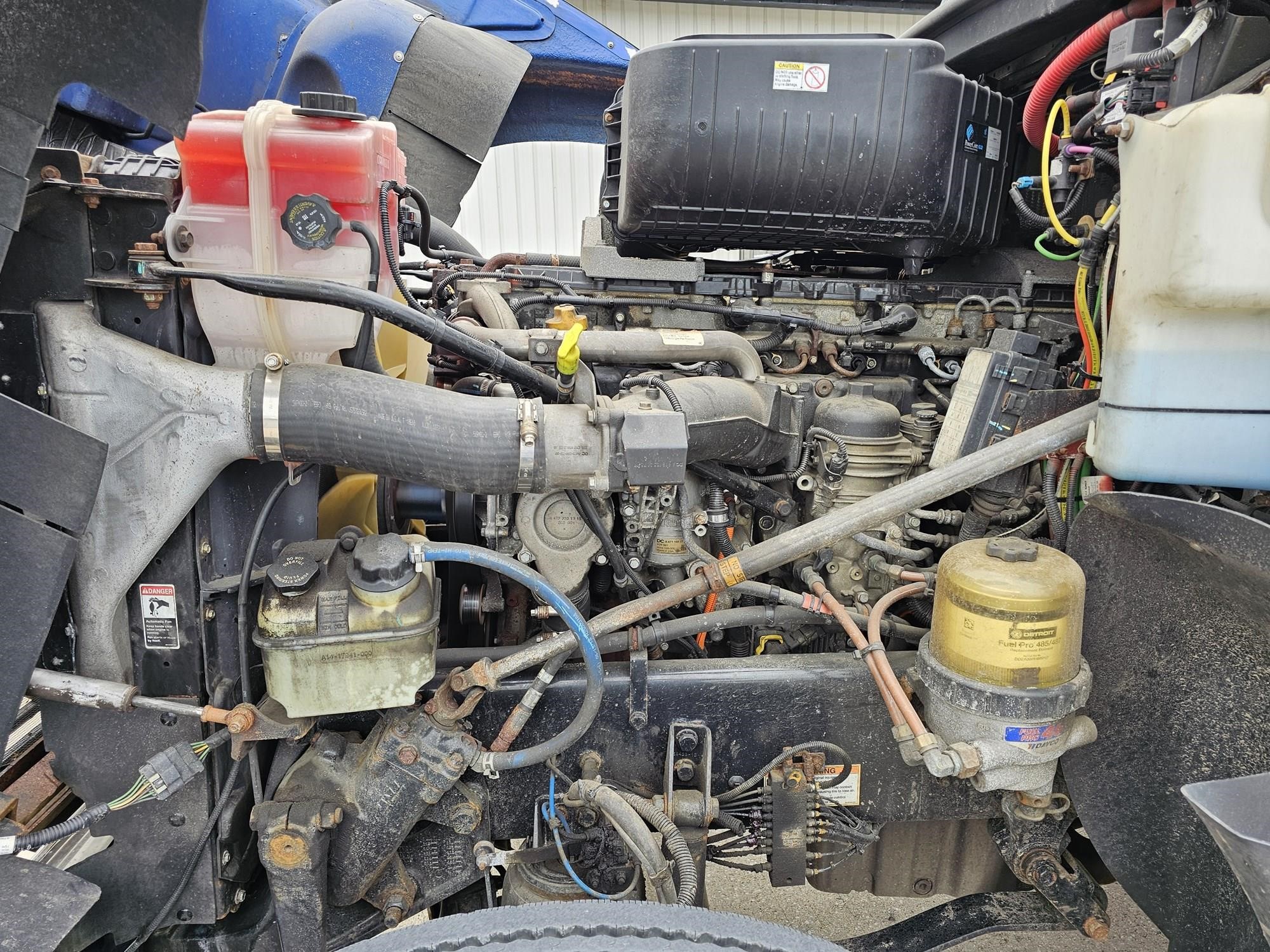 2019 Freightliner 122SD — photo 5