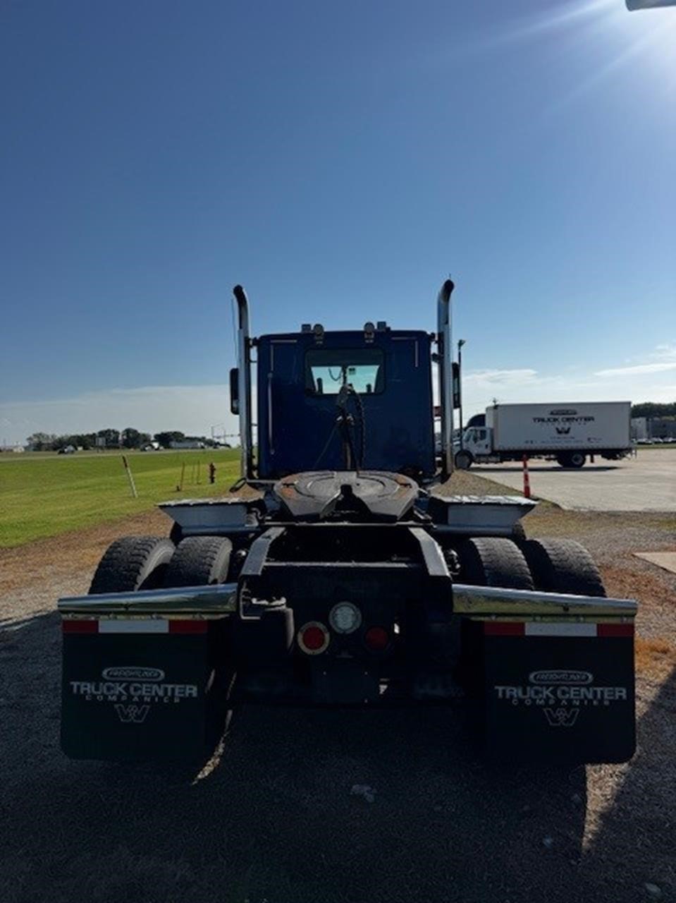 2019 Freightliner 122SD — photo 6