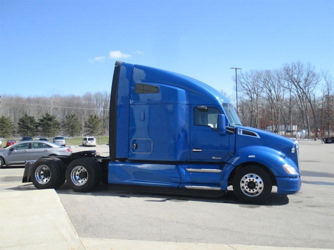 2019 Kenworth T680 photo 4