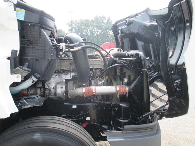 2021 Freightliner Cascadia 126" Day cab photo 4