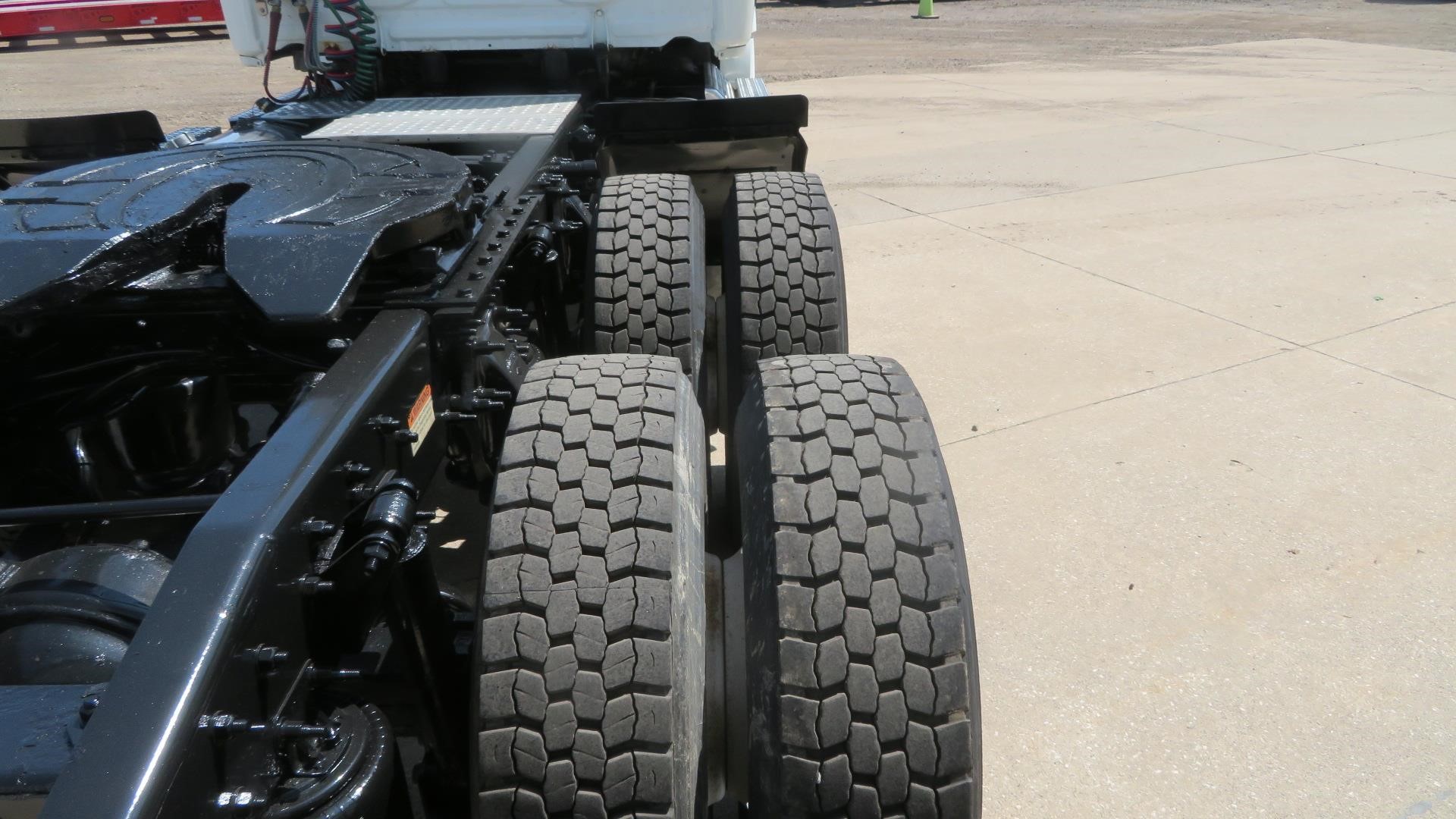 2021 Freightliner Cascadia in MI — photo 6