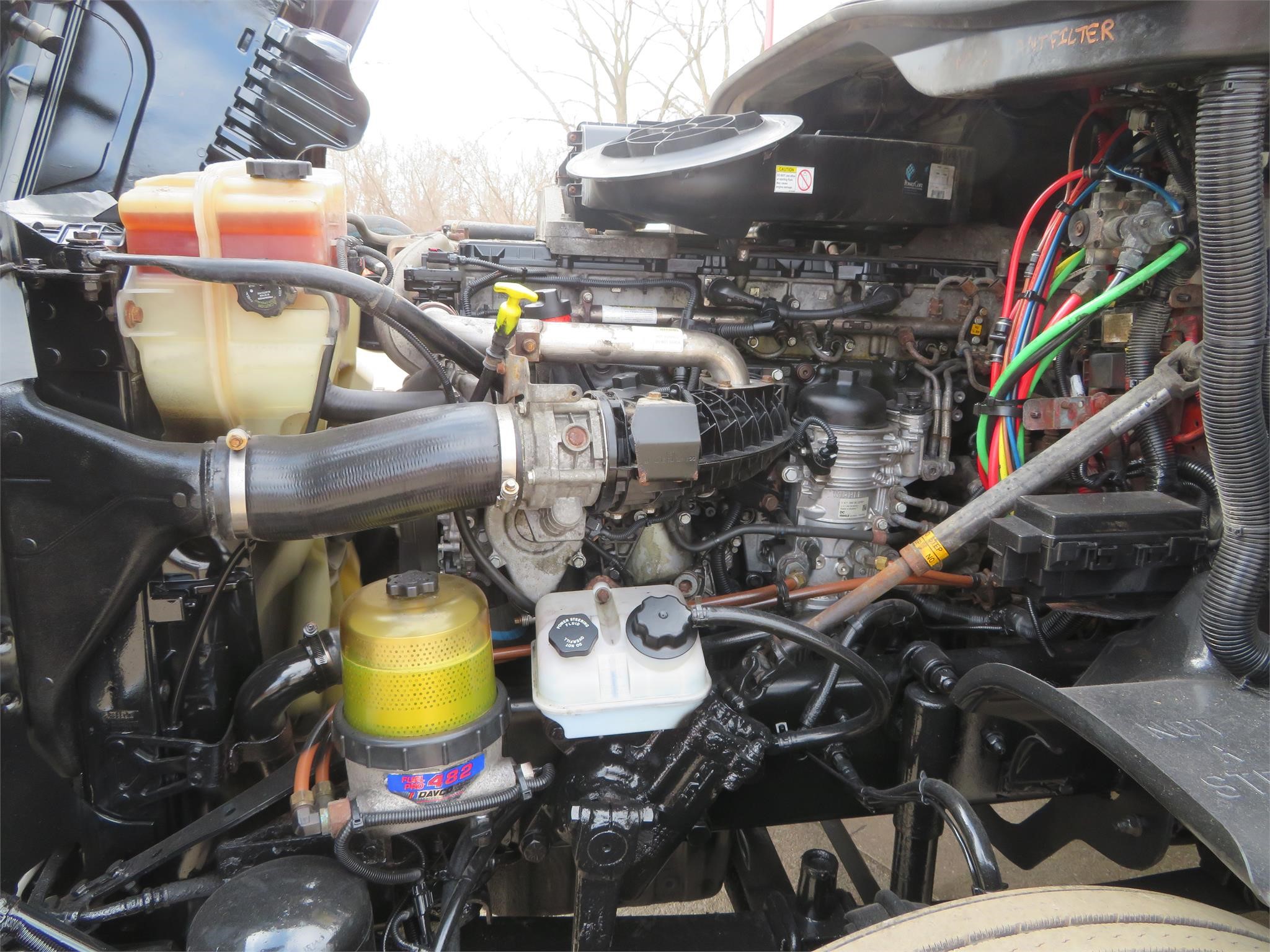 2015 Freightliner Cascadia in MI — photo 7