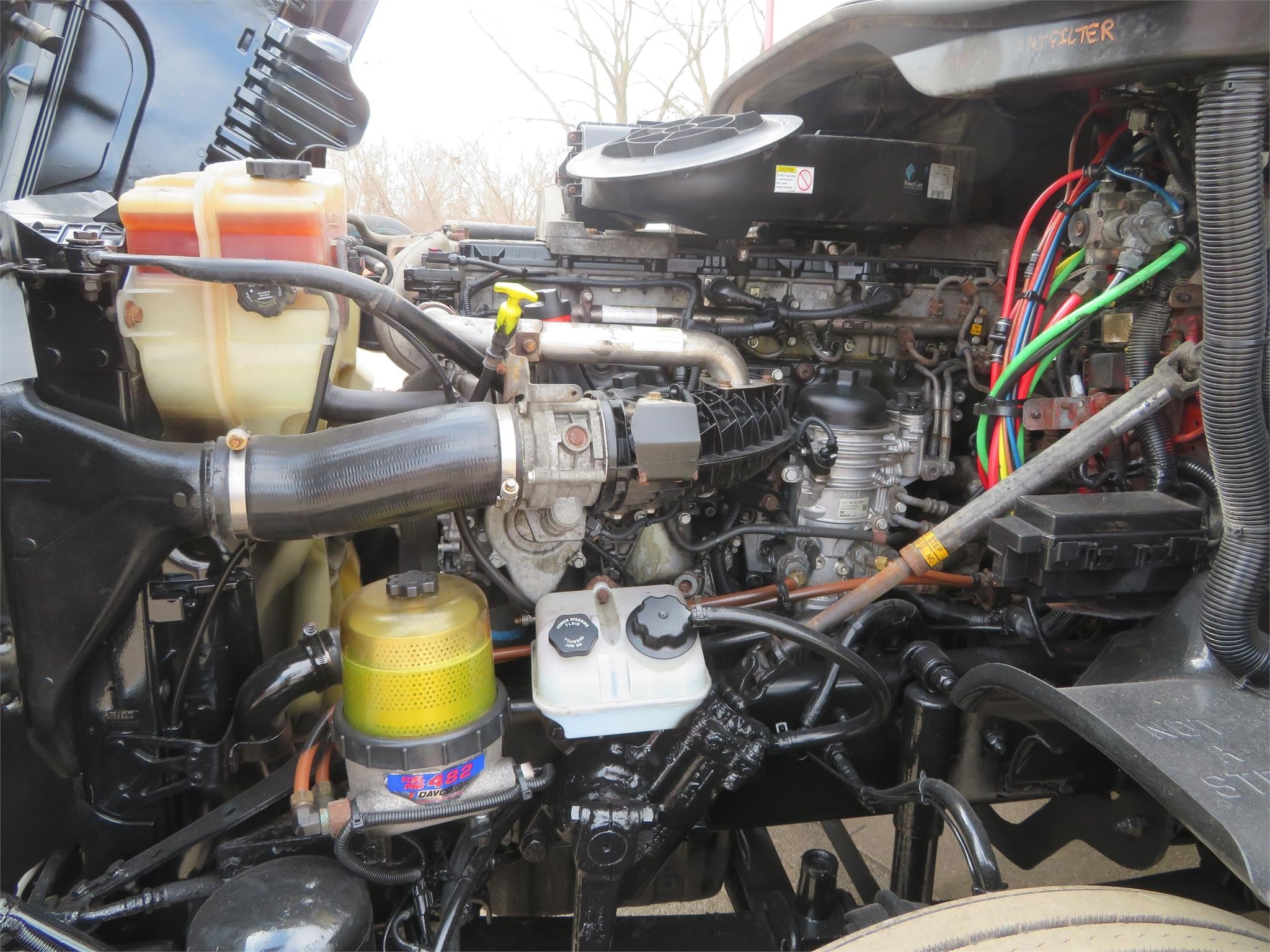2015 Freightliner Cascadia in MI — photo 7