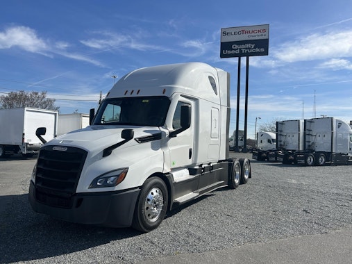 2023 FREIGHTLINER CASCADIA 126 8567