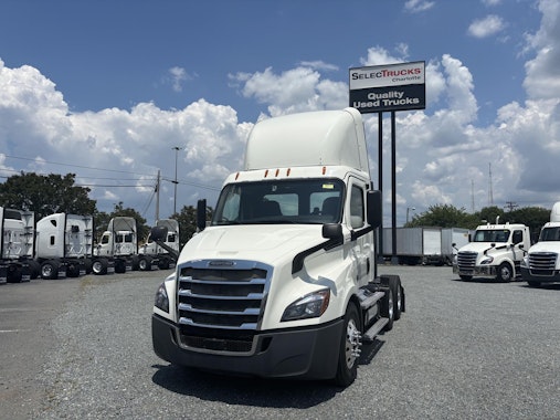 2019 FREIGHTLINER CASCADIA 116 8635