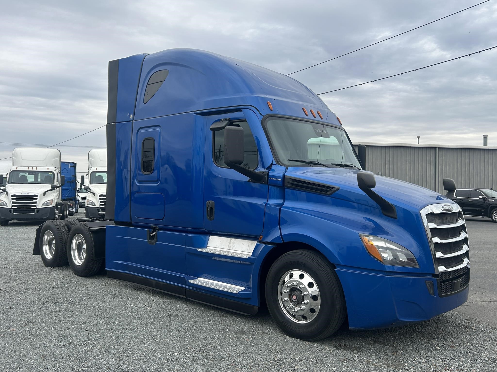 2021 Freightliner Cascadia in Charlotte, NC — photo 3