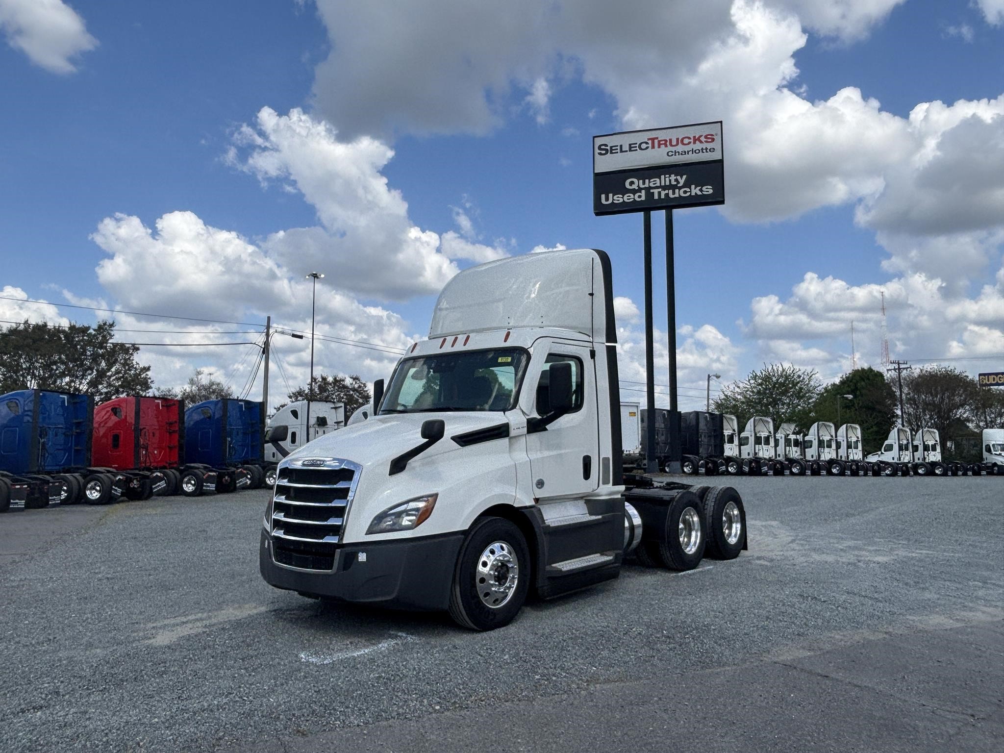 2021 Freightliner Cascadia in Charlotte, NC