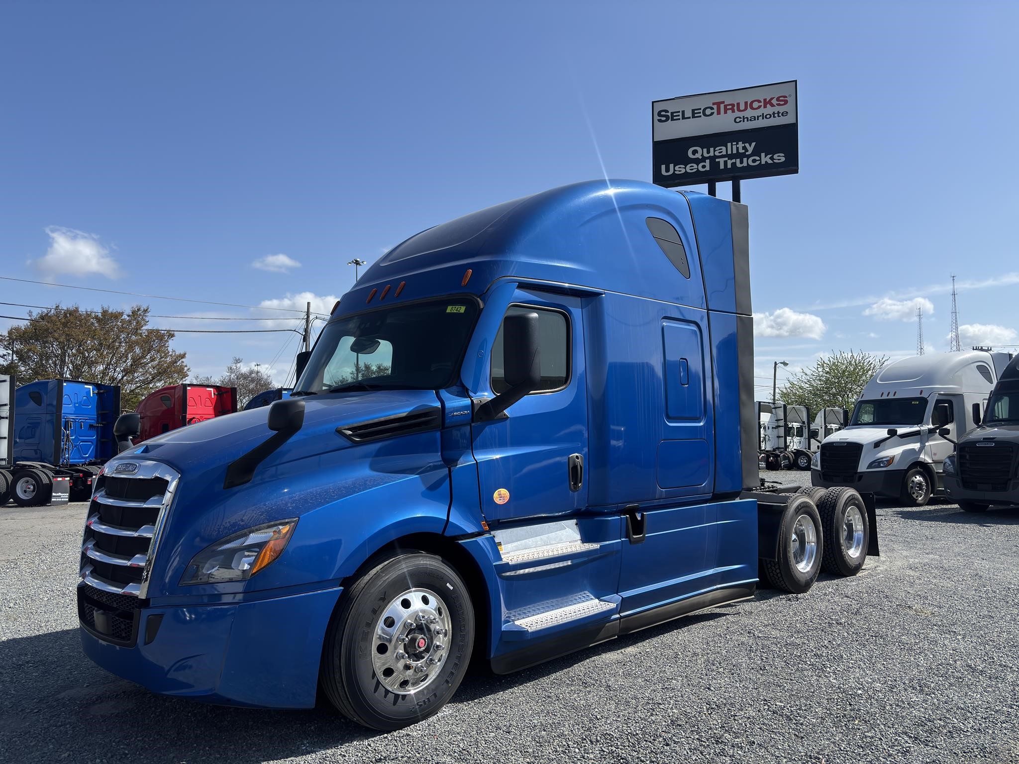 2021 Freightliner Cascadia in Charlotte, NC