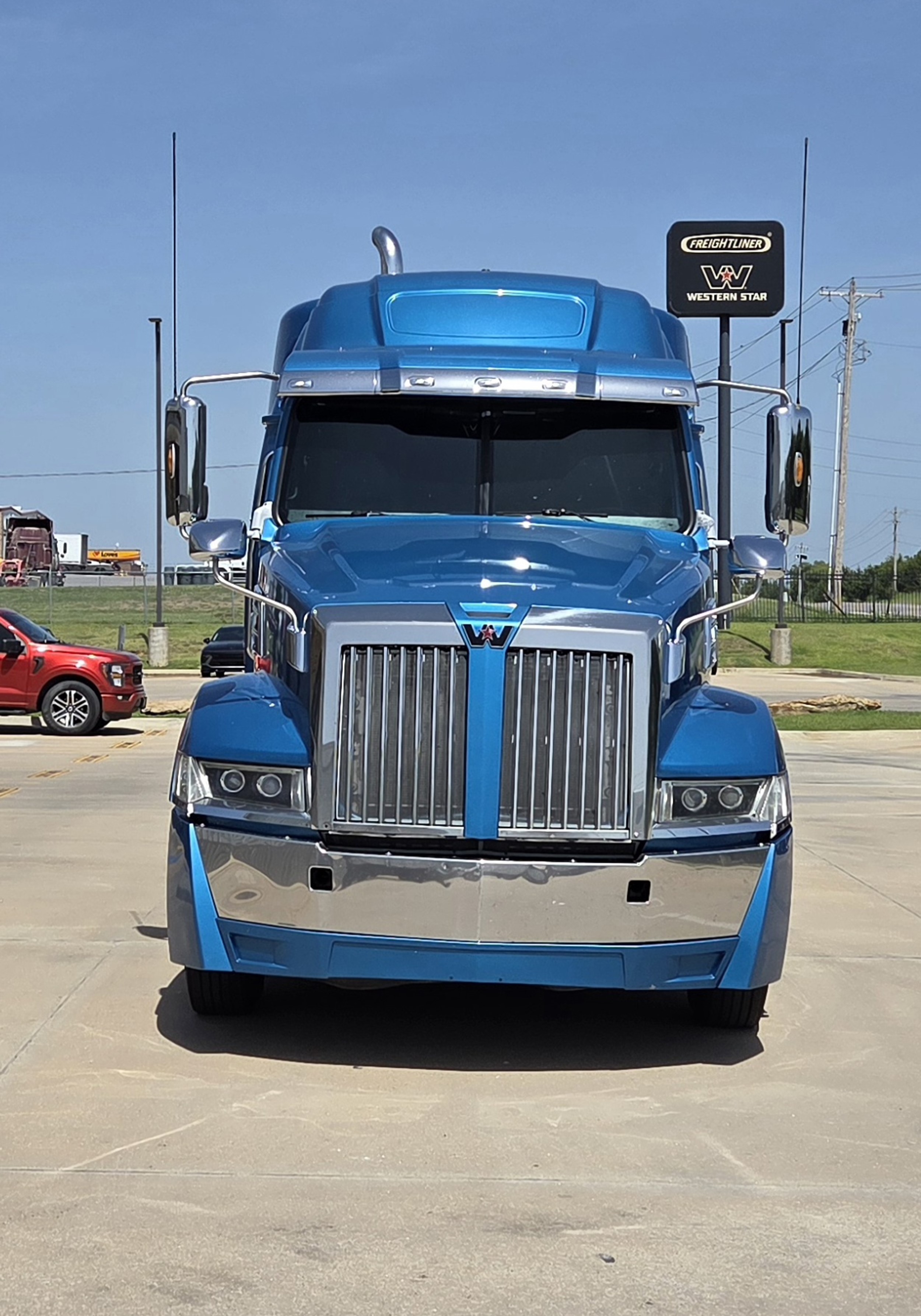 2021 Western Star — photo 2