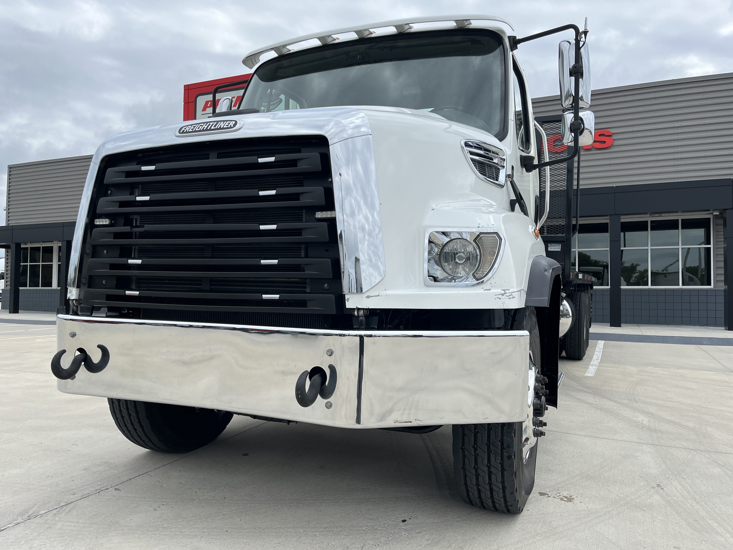 2019 Freightliner 114SD