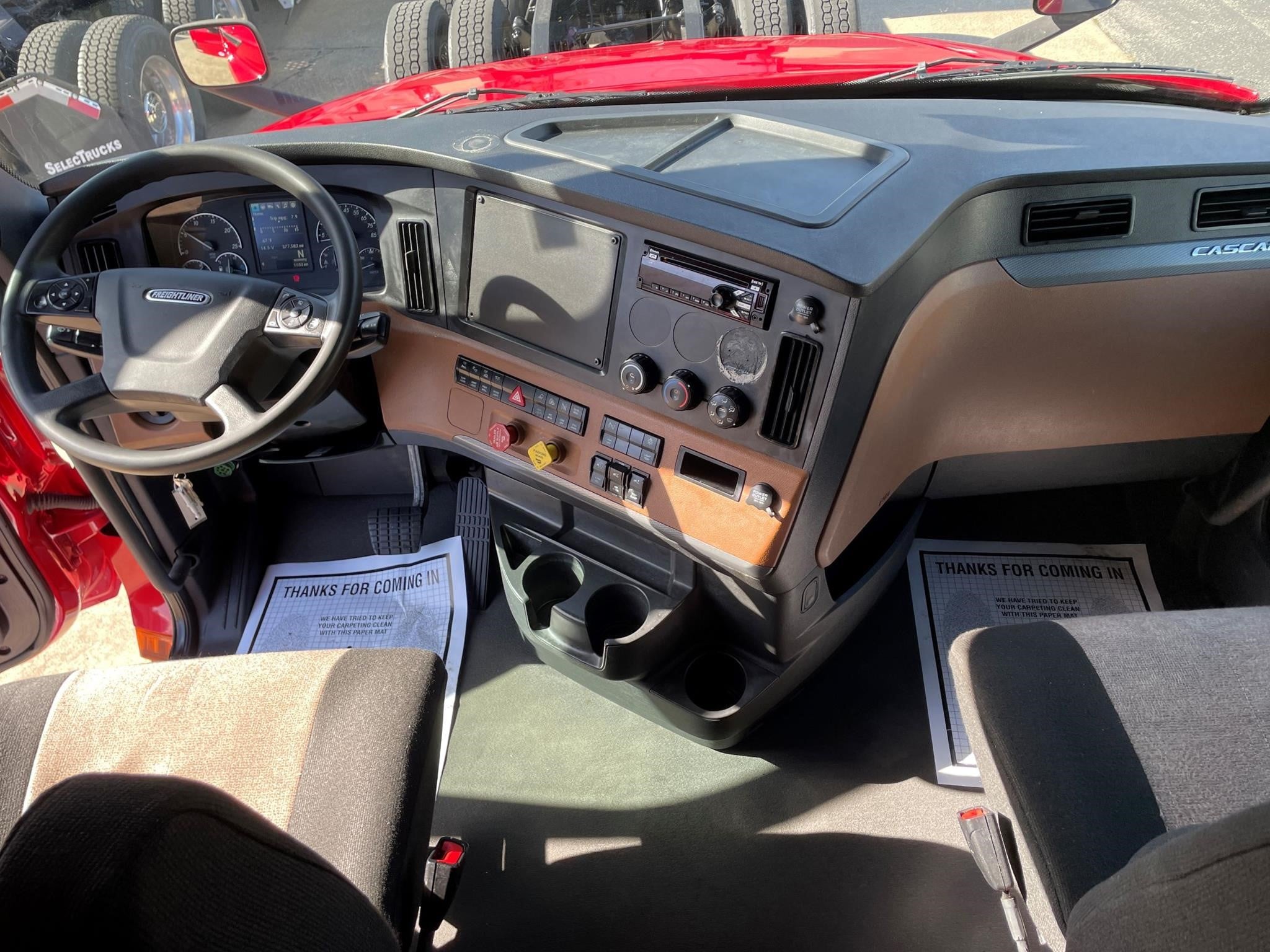 2020 Freightliner Cascadia in Louisville, KY — photo 7