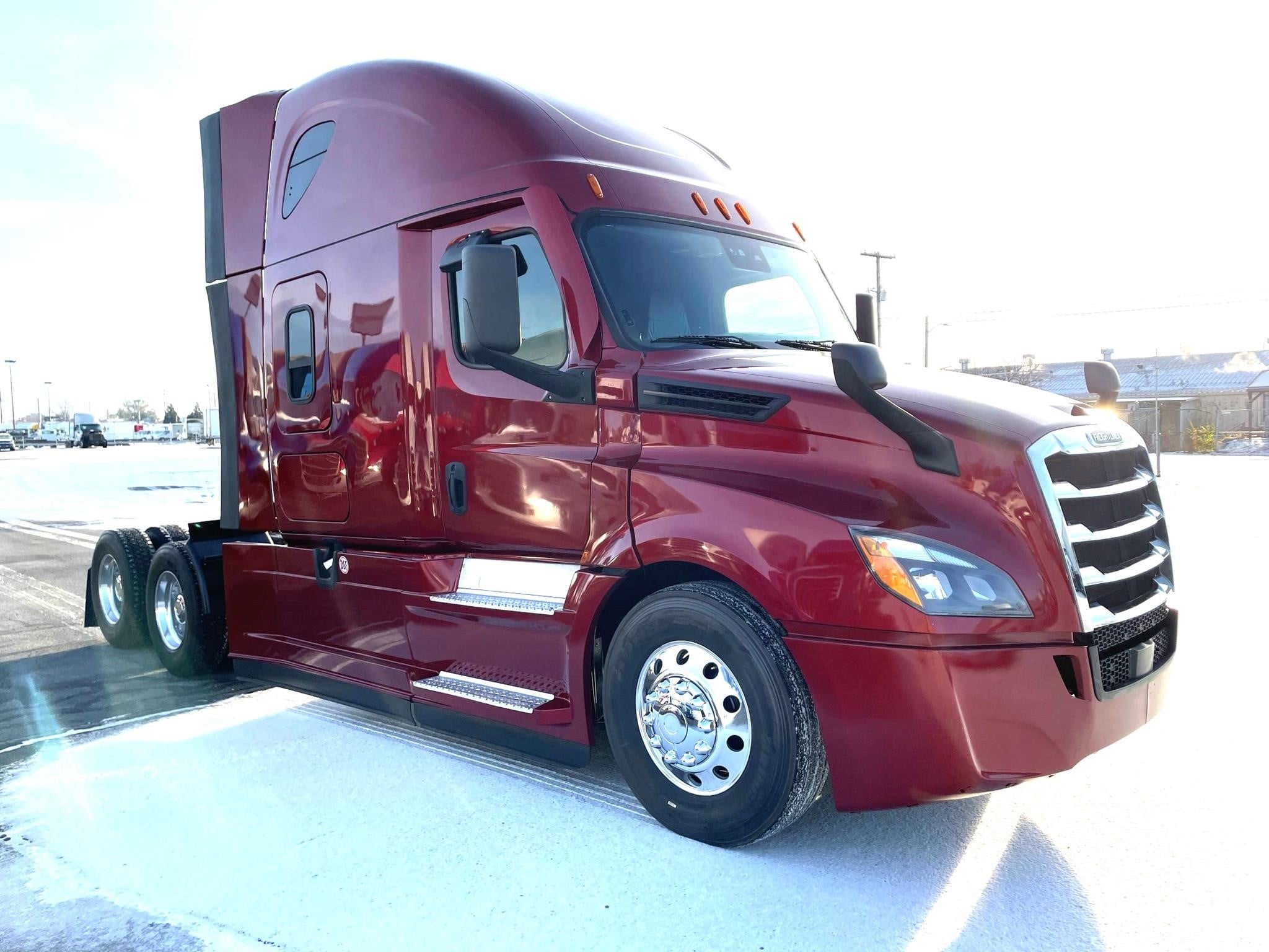 2021 Freightliner Cascadia in Louisville, KY — photo 3