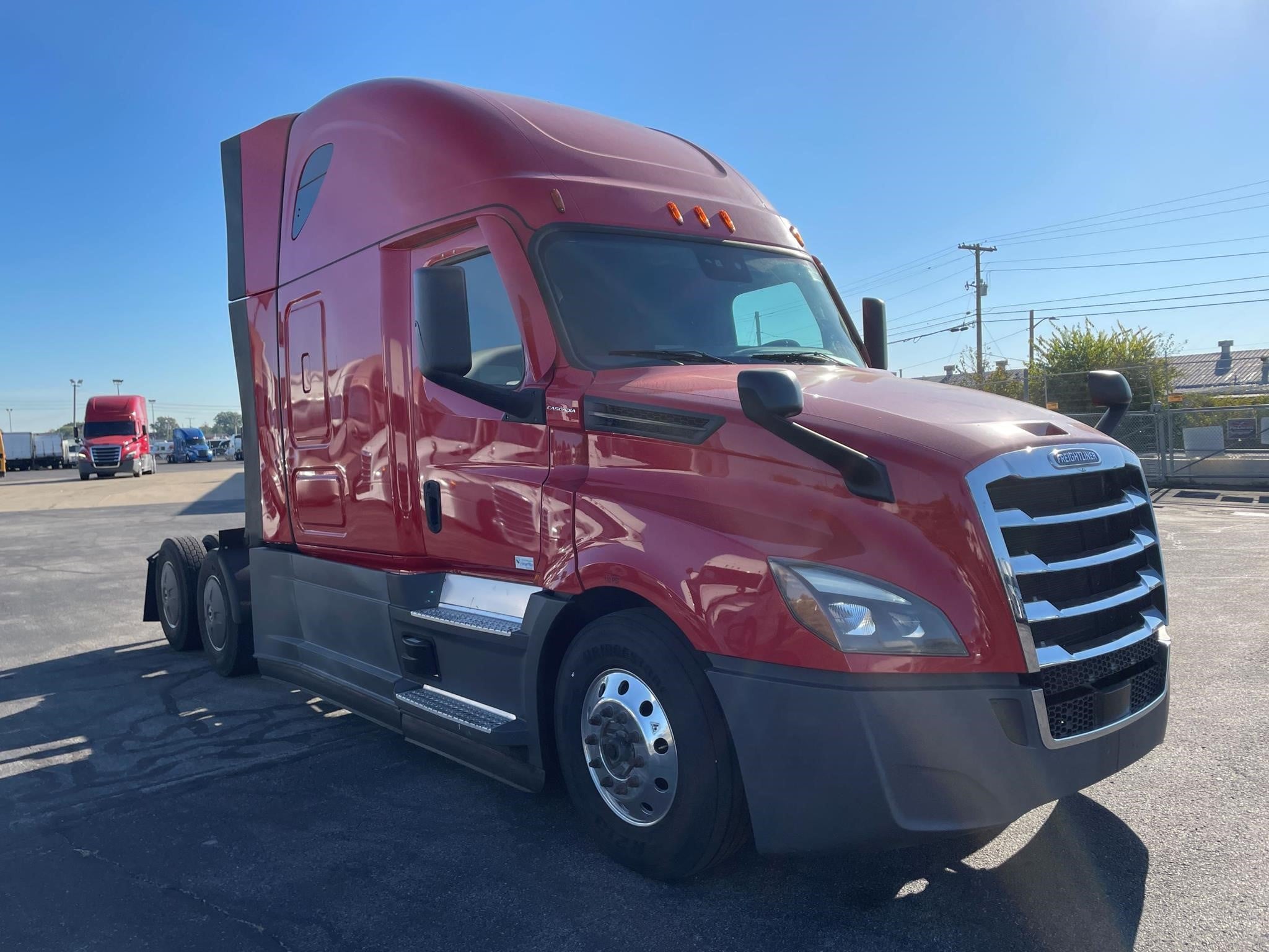 2022 Freightliner Cascadia in Louisville, KY — photo 3