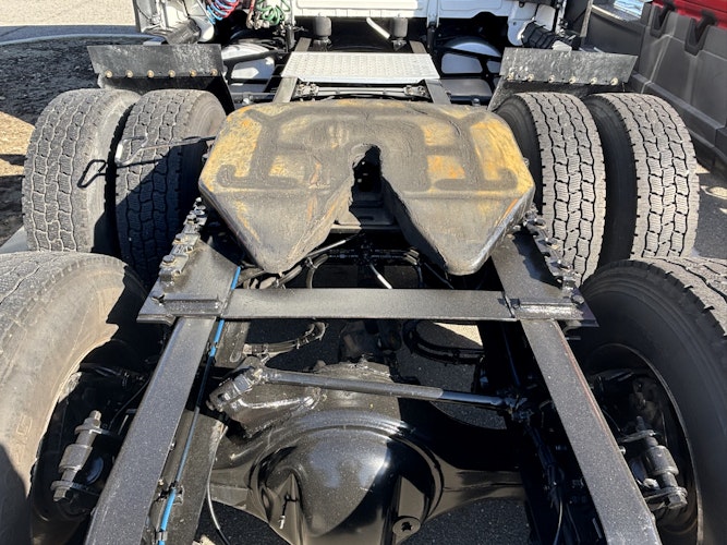 2023 Freightliner Cascadia 126" Sleeper Cab photo 3