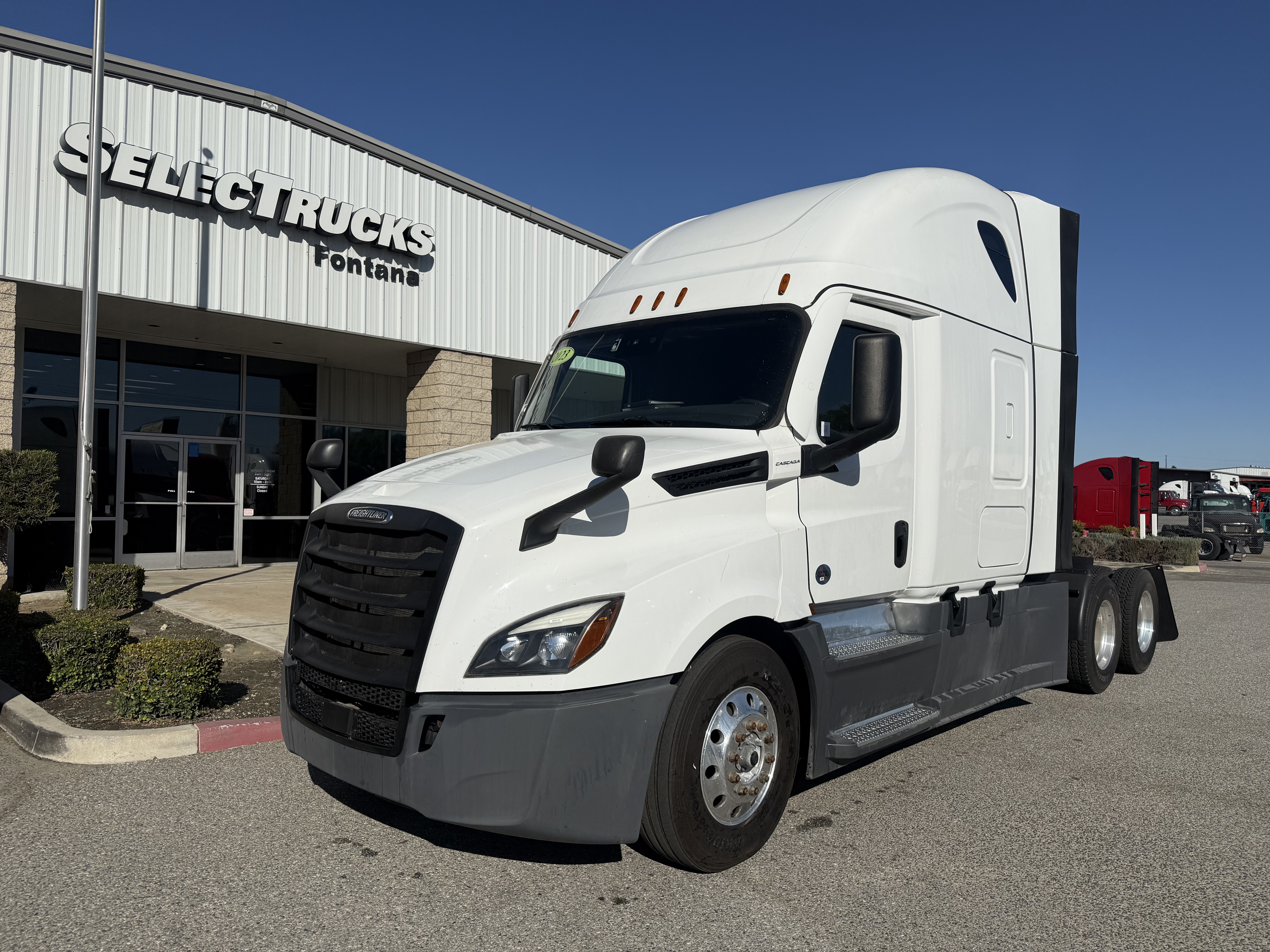 2023 Freightliner Cascadia in Fontana, CA