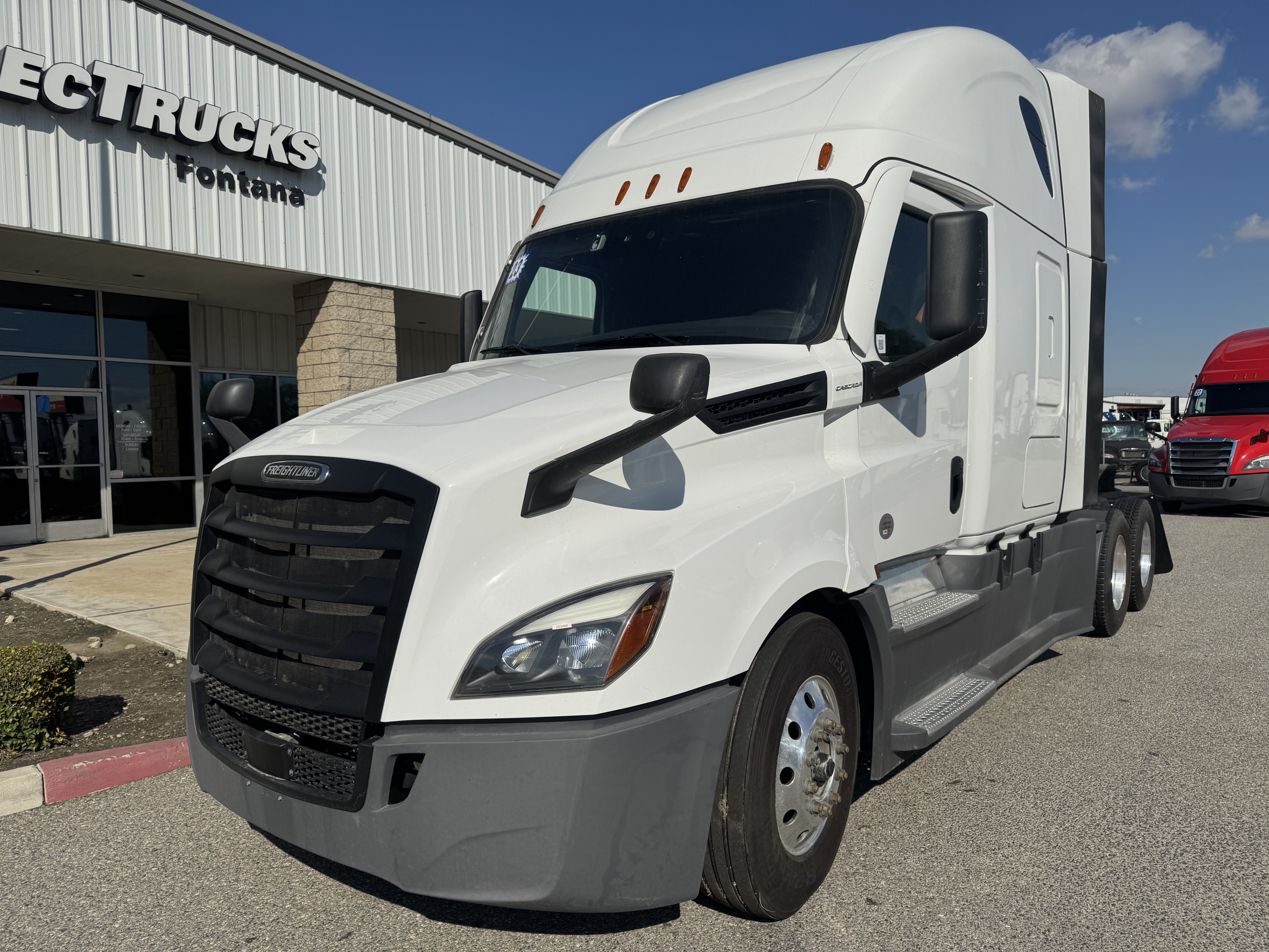 2023 Freightliner Cascadia in Fontana, CA
