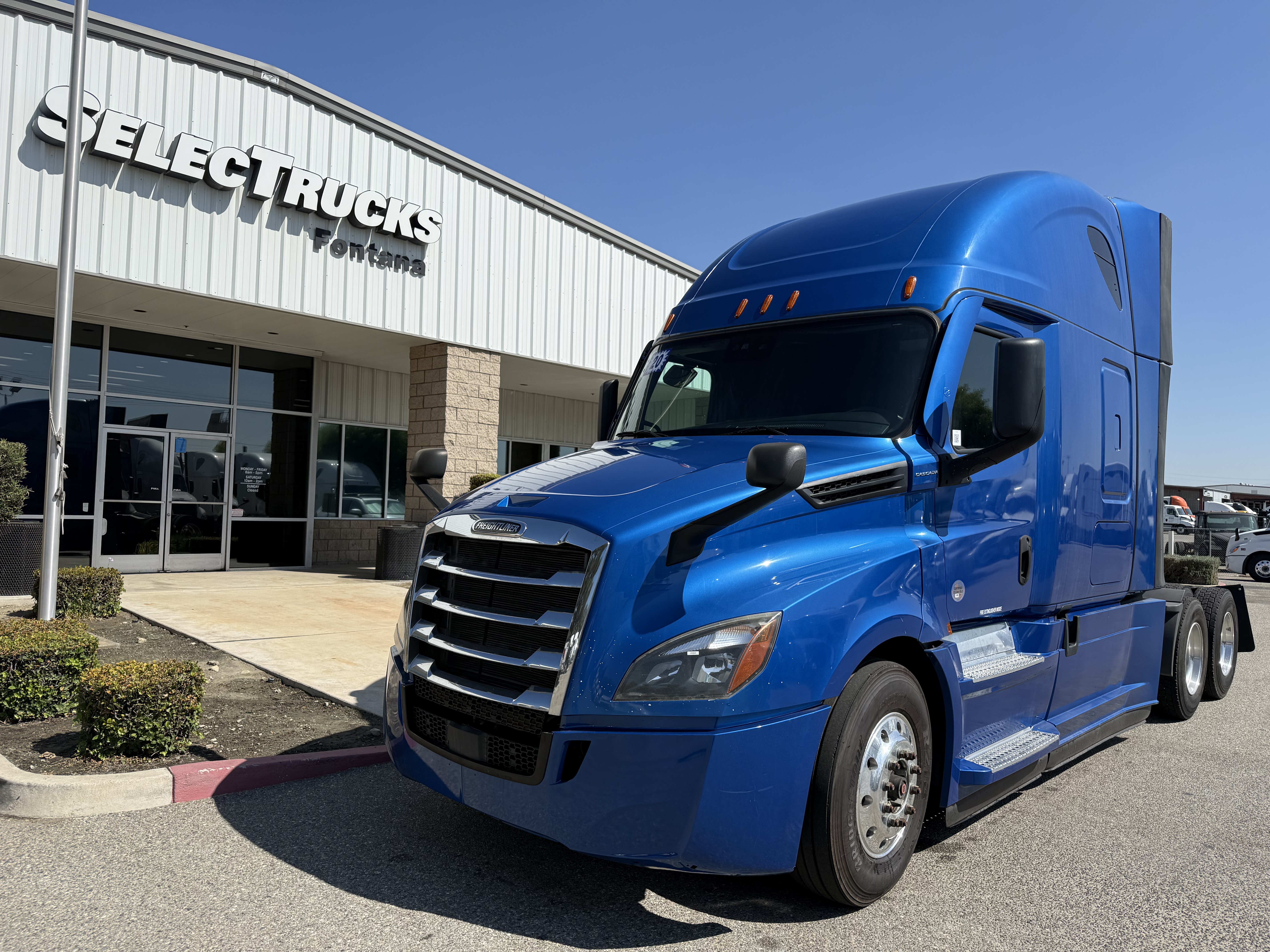 2020 Freightliner Cascadia in Fontana, CA