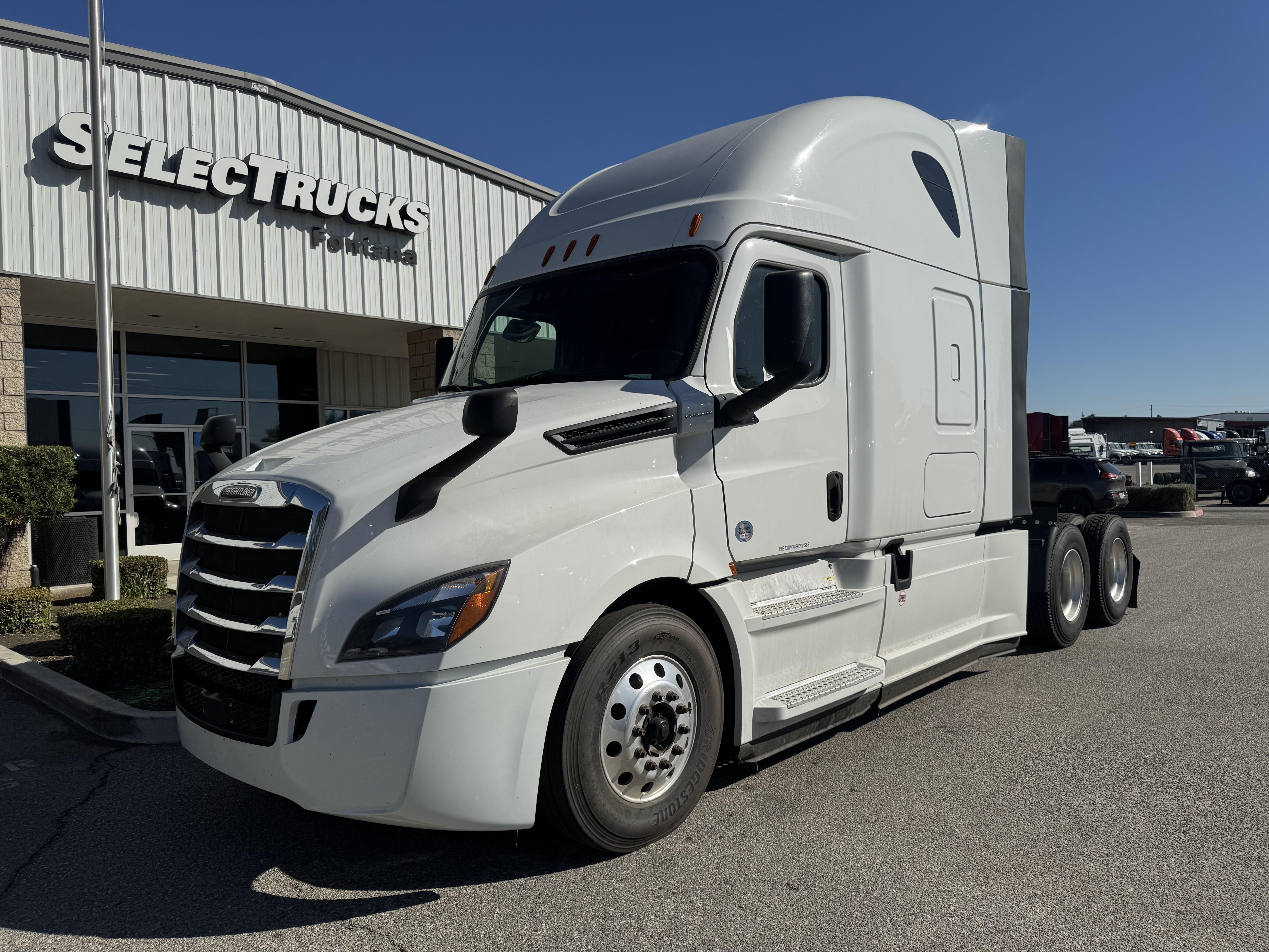 2020 Freightliner Cascadia in Fontana, CA