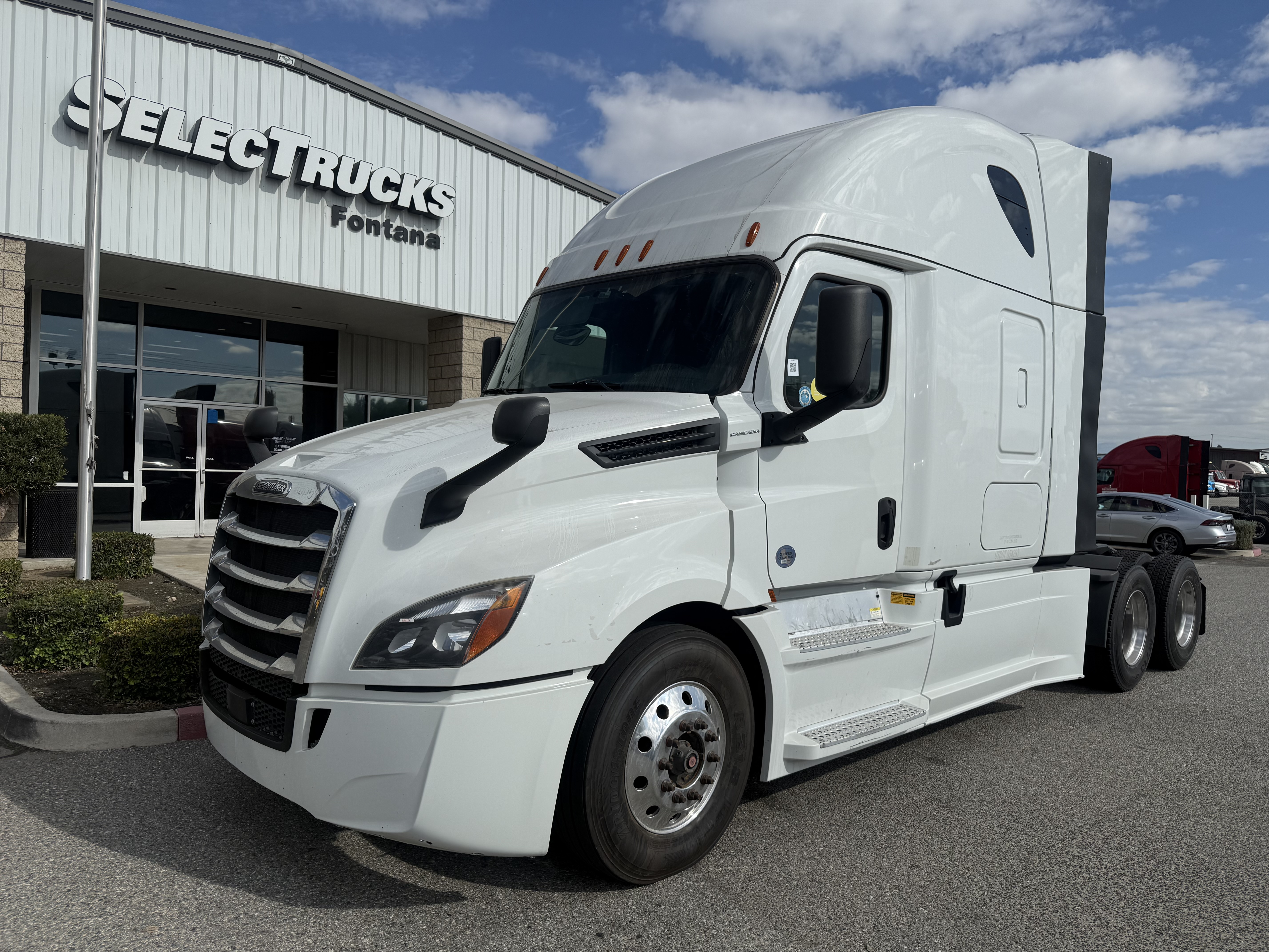 2020 Freightliner Cascadia in Fontana, CA