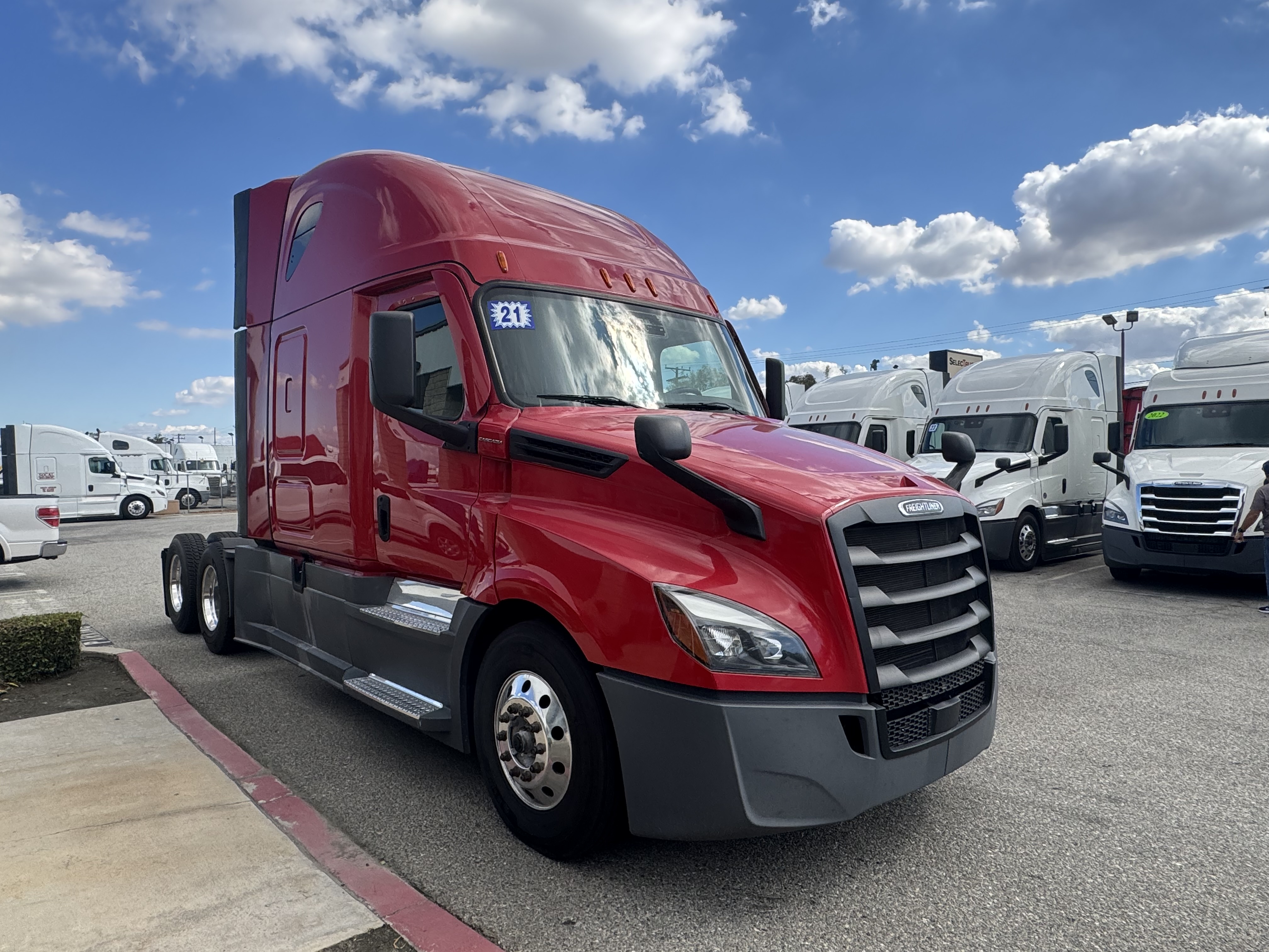 2021 Freightliner Cascadia in Fontana, CA — photo 8