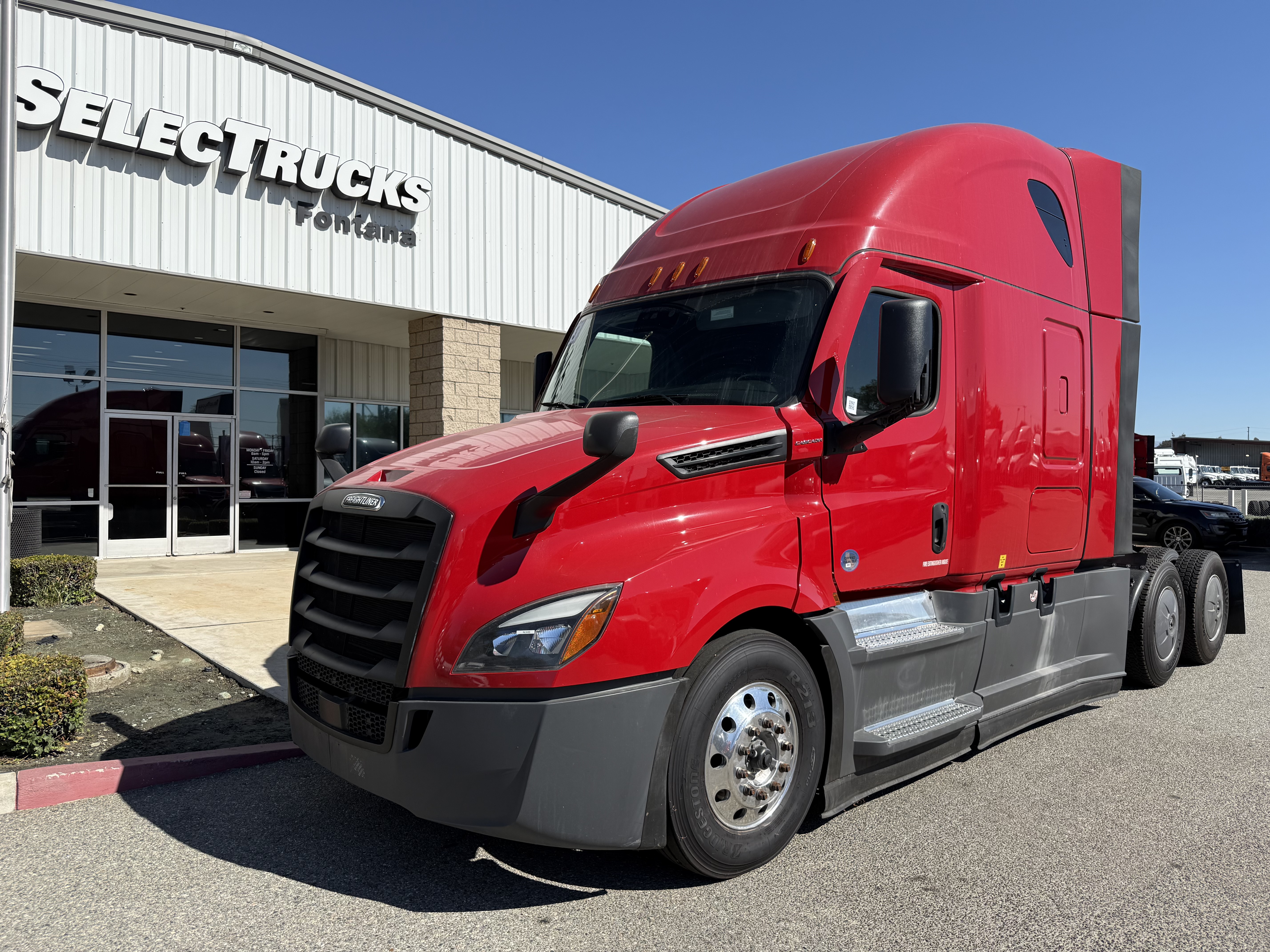 2023 Freightliner Cascadia in Fontana, CA